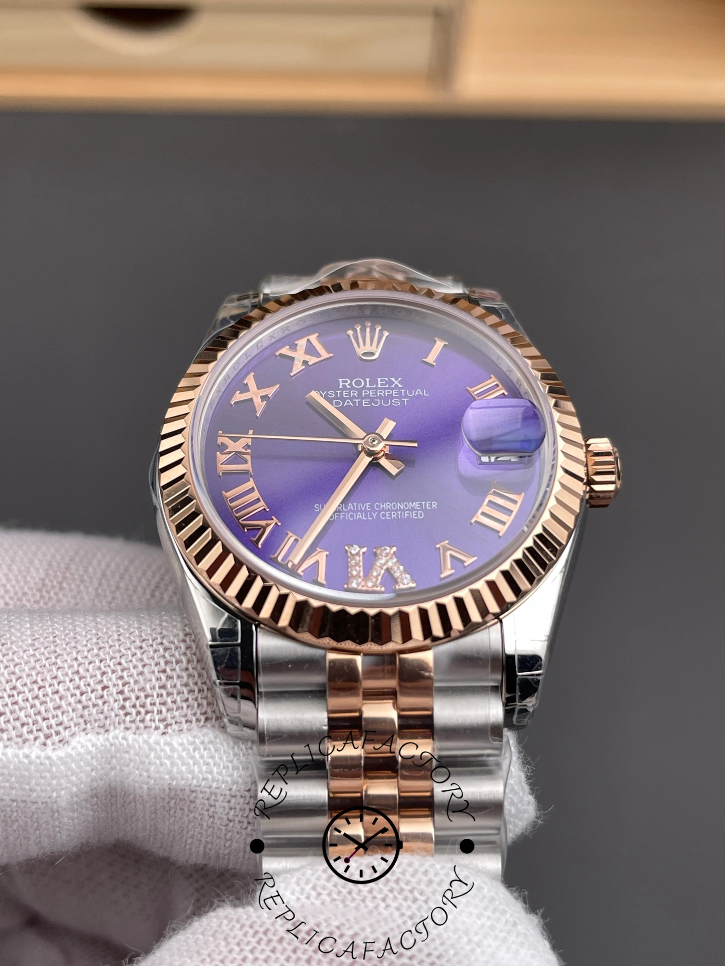 Rolex Datejust 31 Aubergine Pave Roman Dial M278271 0020 Women's Watch