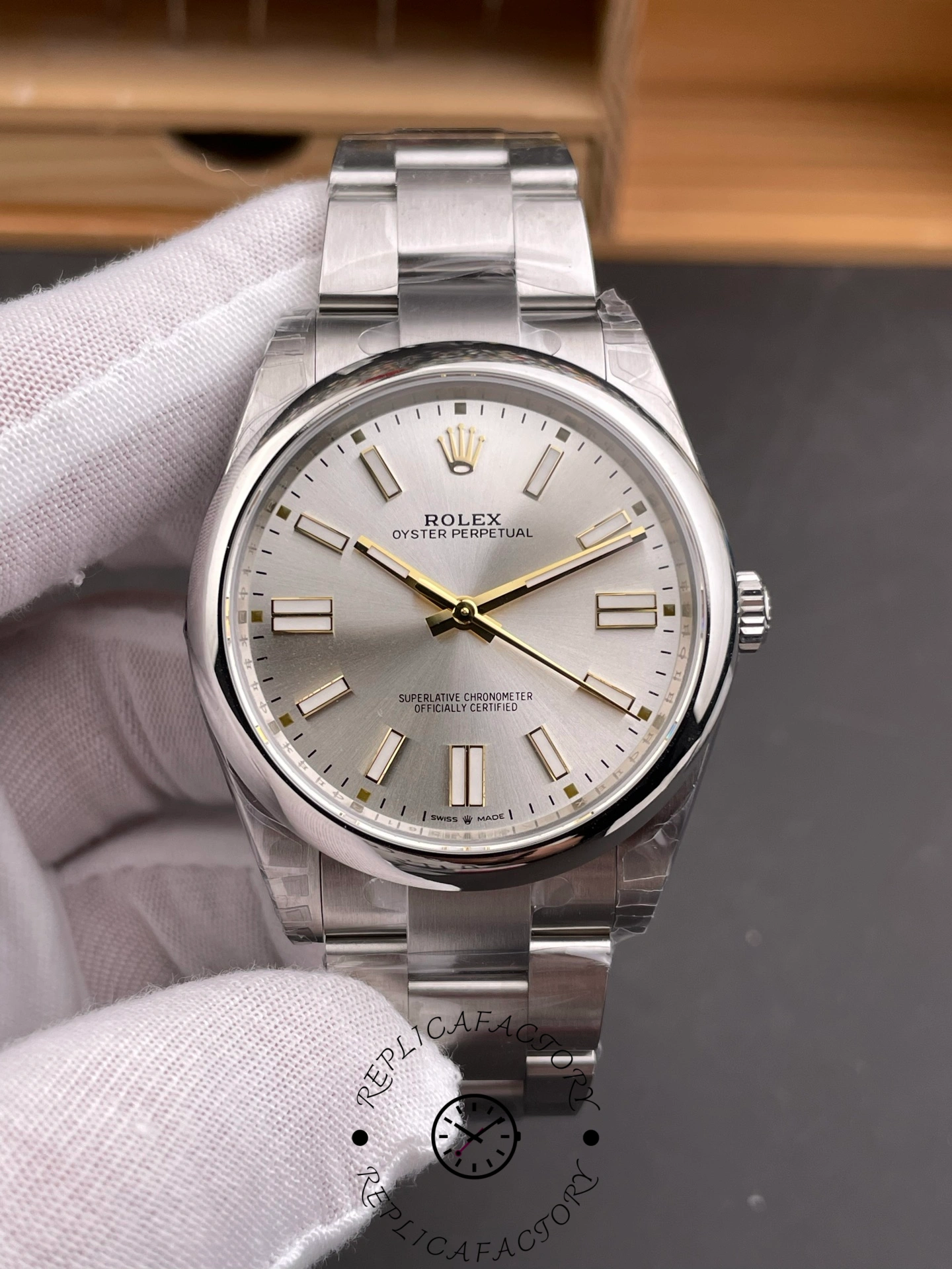 Rolex Oyster Perpetual 41 Silver Dial Steel M124300 0001 Men's Watch