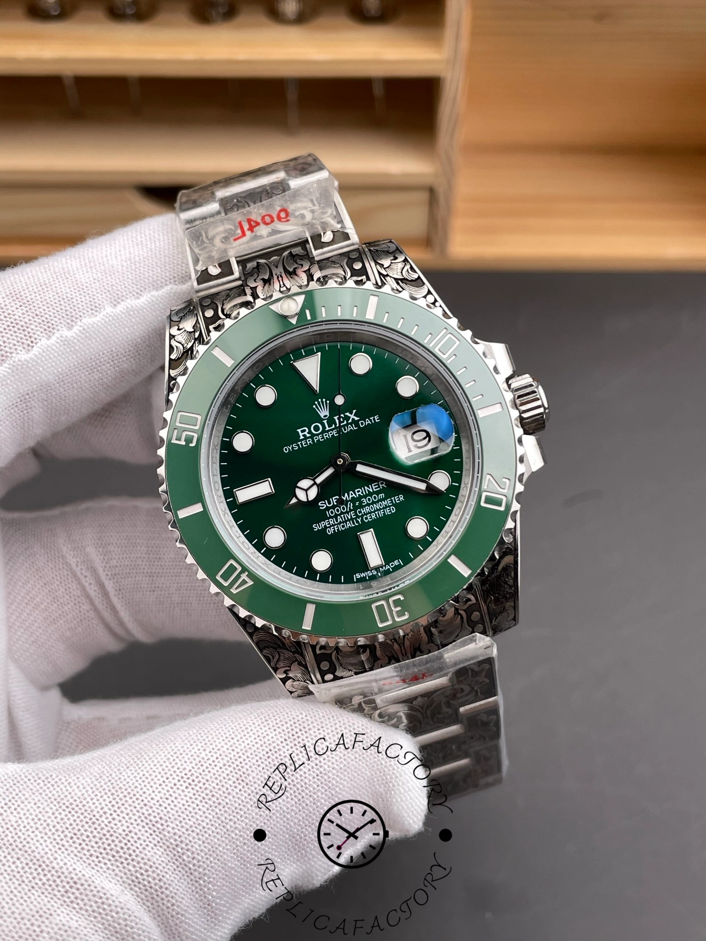 Huckleberry Custom Rolex Submariner Green