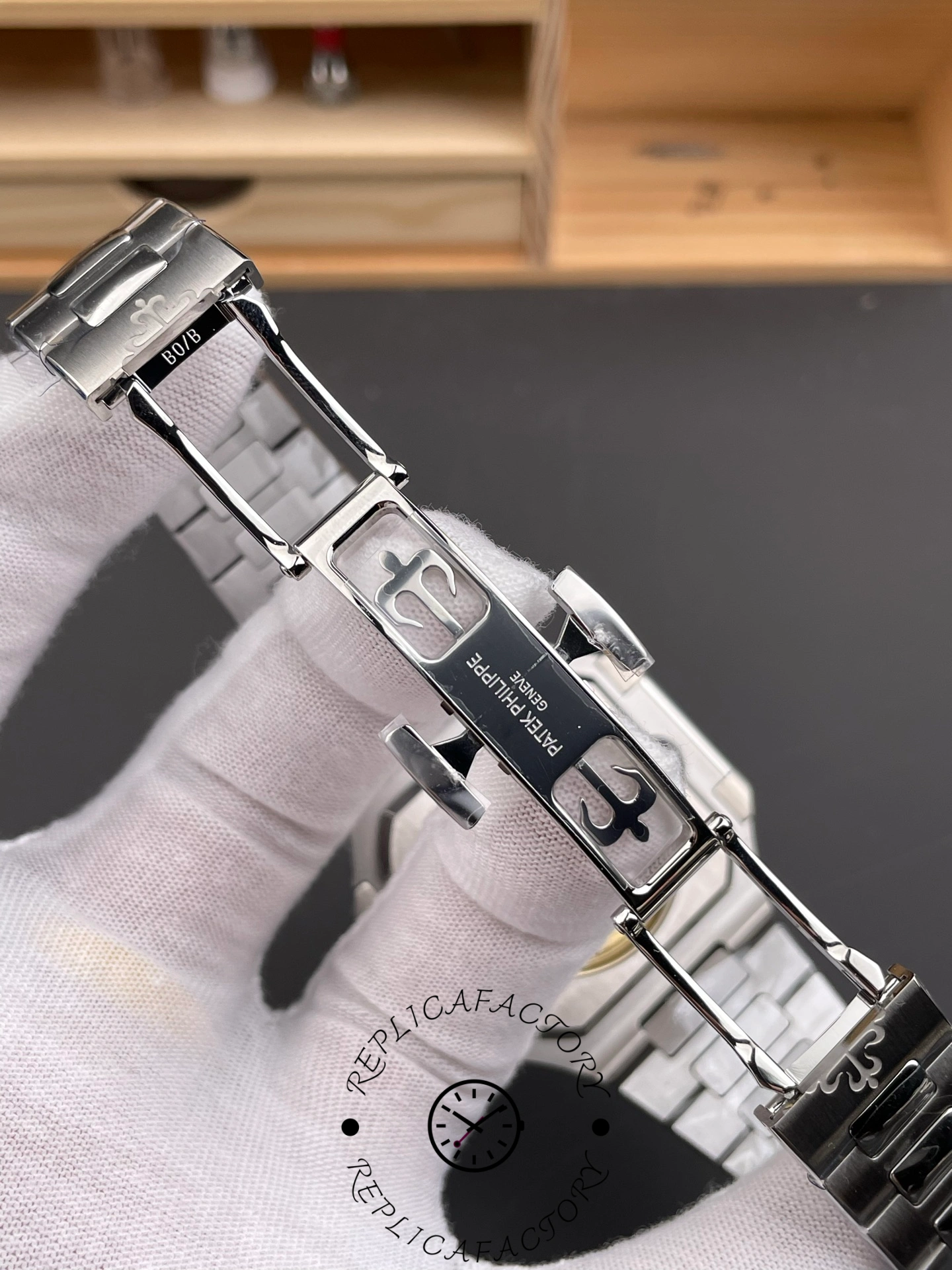 Patek Philippe Cubitus Blue Dial 40mm 7128 1G 001 Replica
