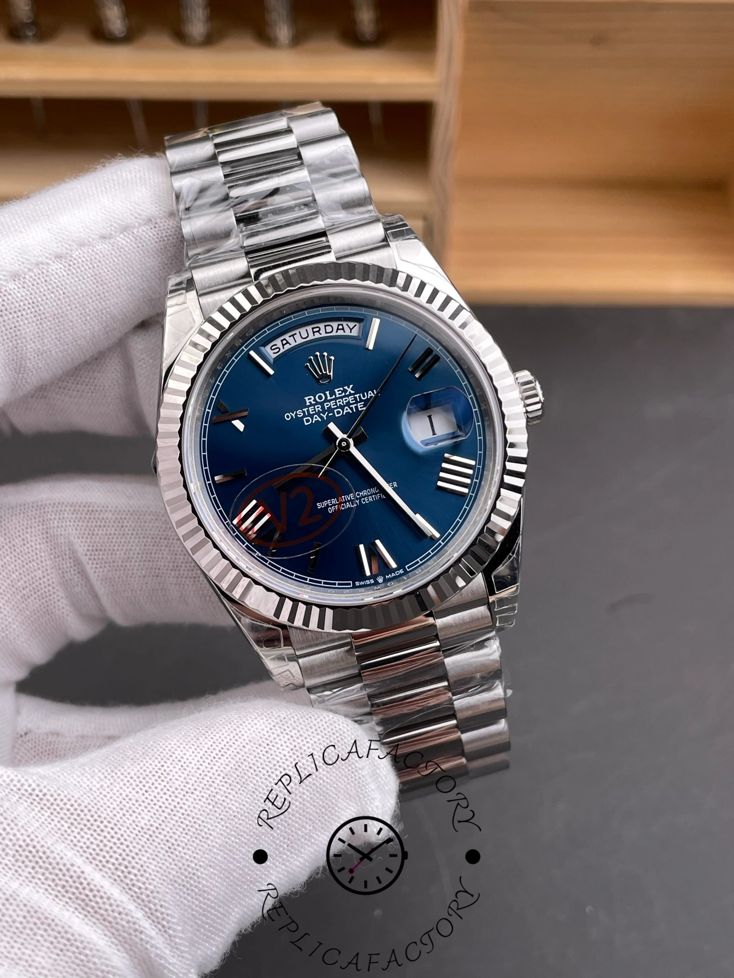 Rolex Day-Date 228239 Blue Roman Dial Fluted Bezel 40mm Mens Replica Watch