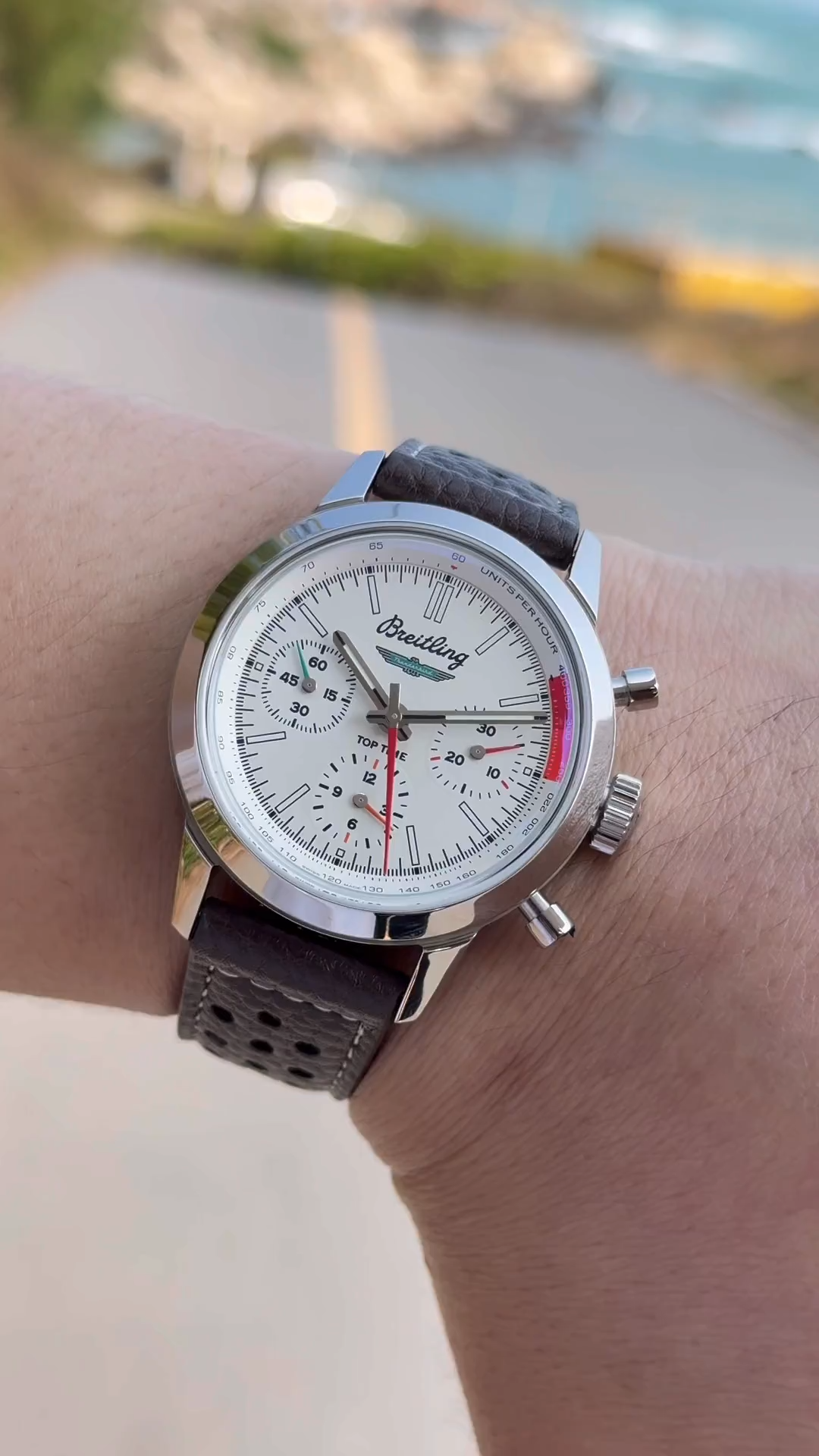 Breitling Top Time B01 AB01766A1A1X1 Ford Thunderbird 41 Brown Leather Strap Replica - Video