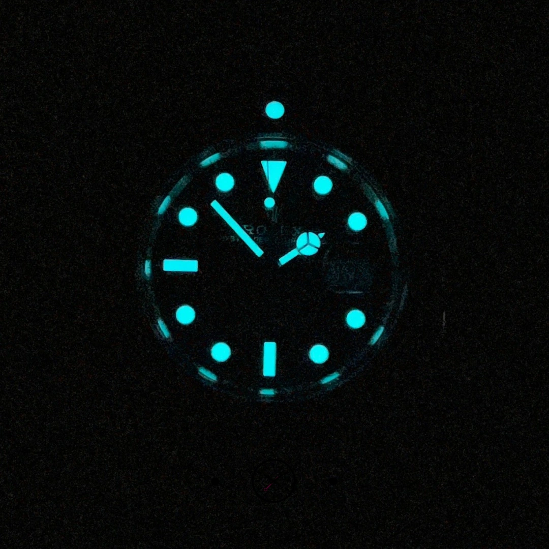 VSF Rolex Submariner 126610LN blue lume test