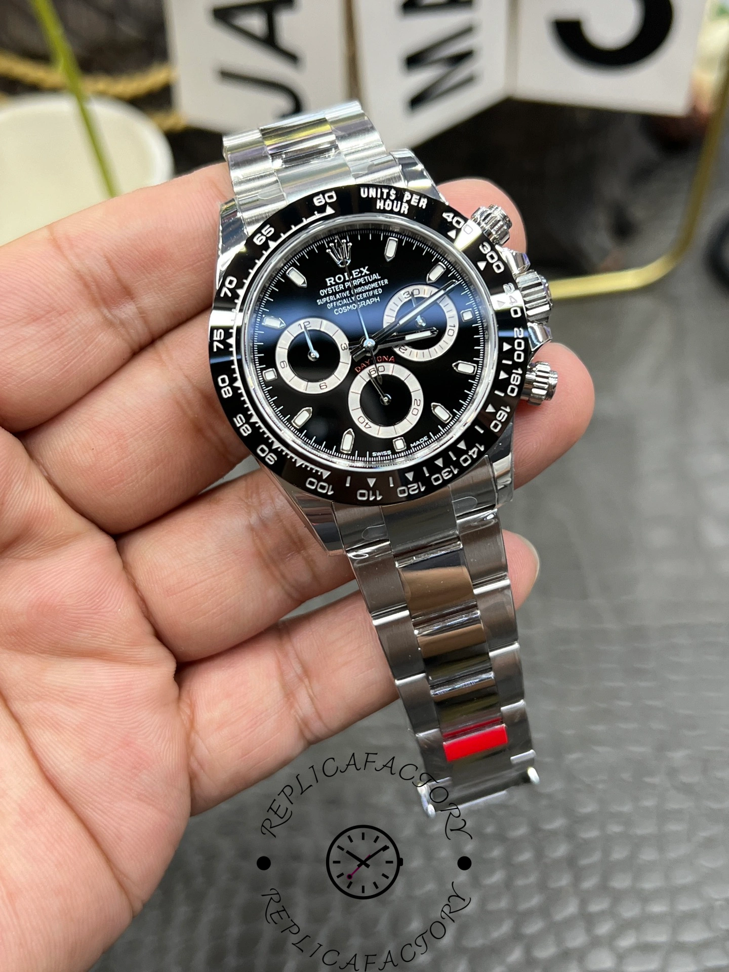 Rolex Daytona 116520 Stainless Steel Case Black Dial 40MM Mens Replica Watch