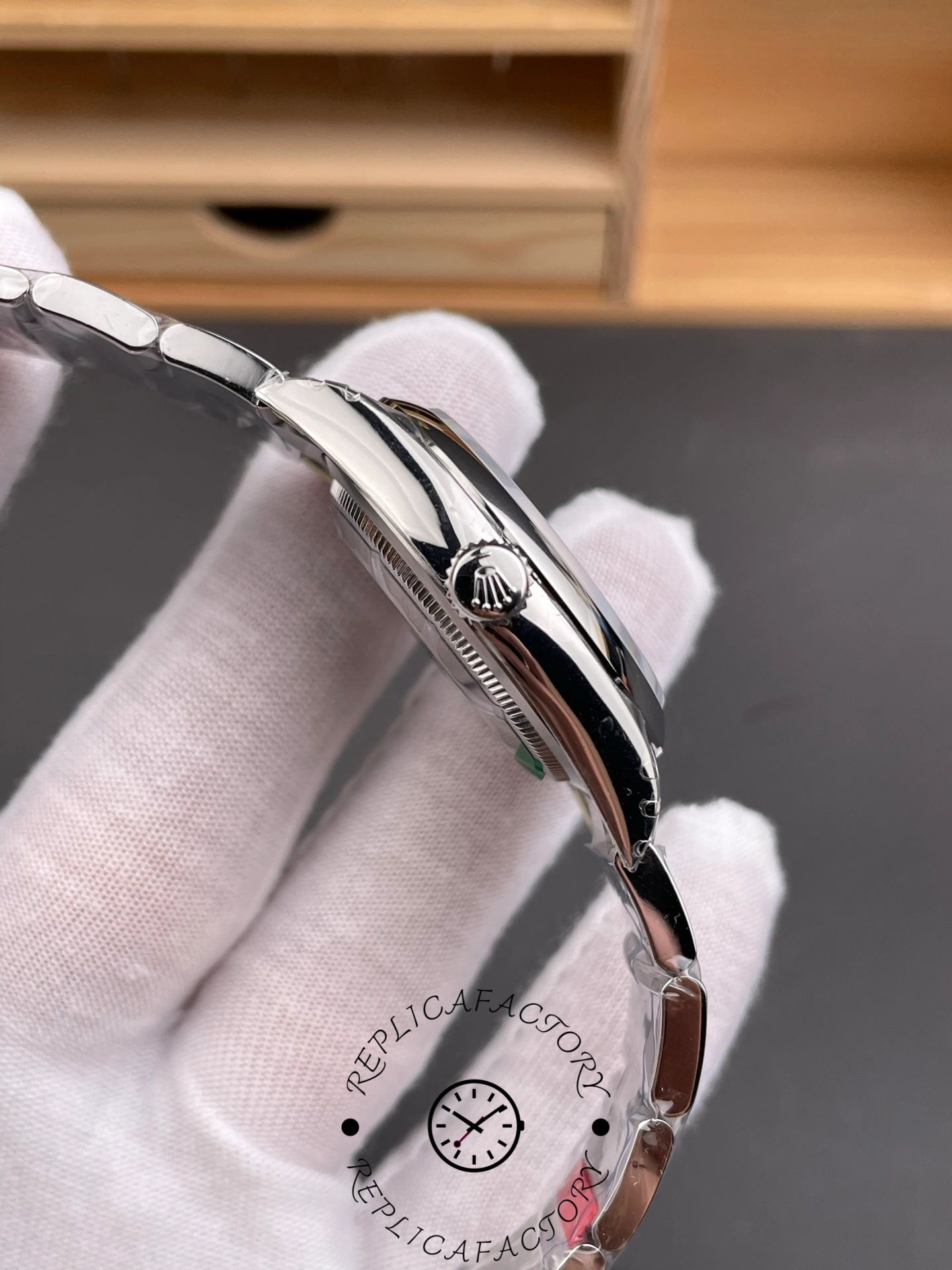 Rolex Oyster Perpetual 36 Oyster Oystersteel M126000 0015