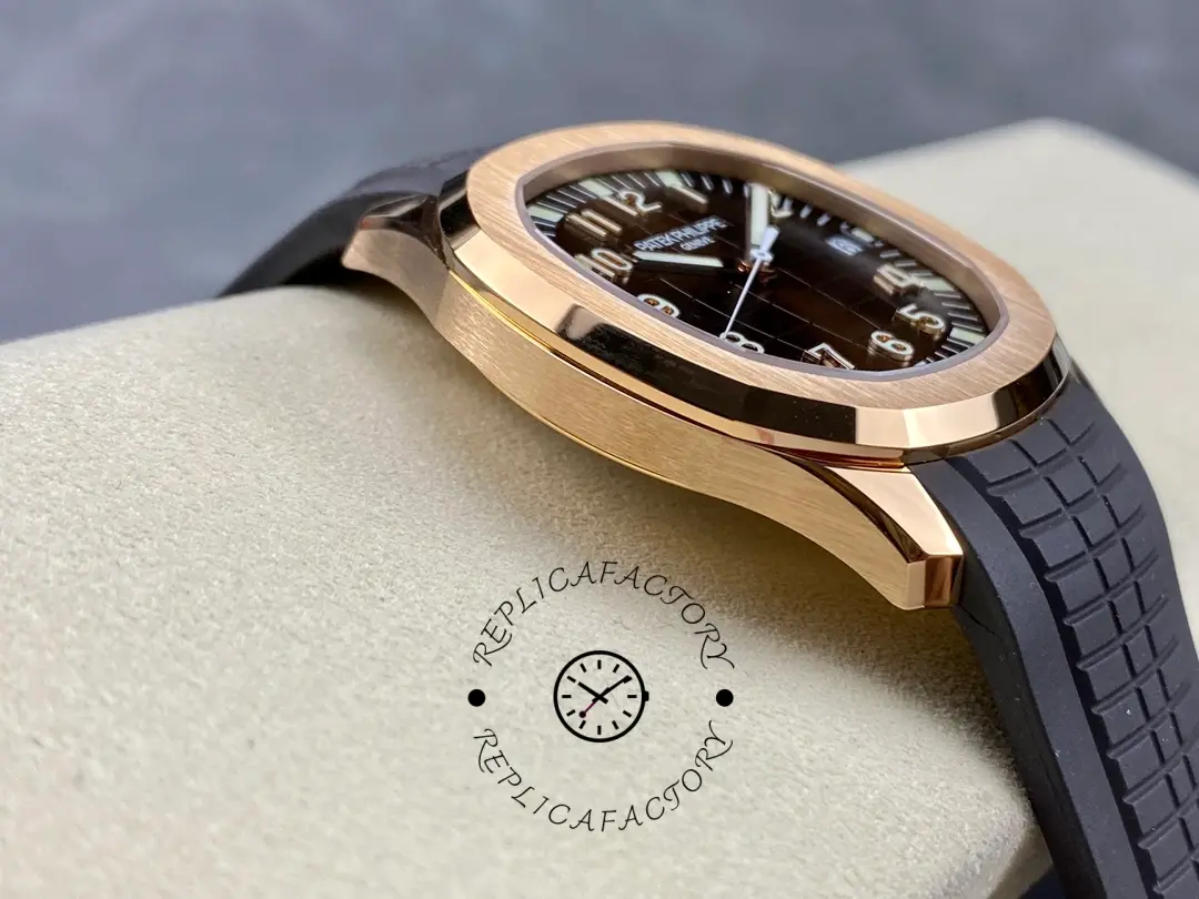 Replica Patek Philippe Aquanaut 5167R 001 40mm Mens Watch