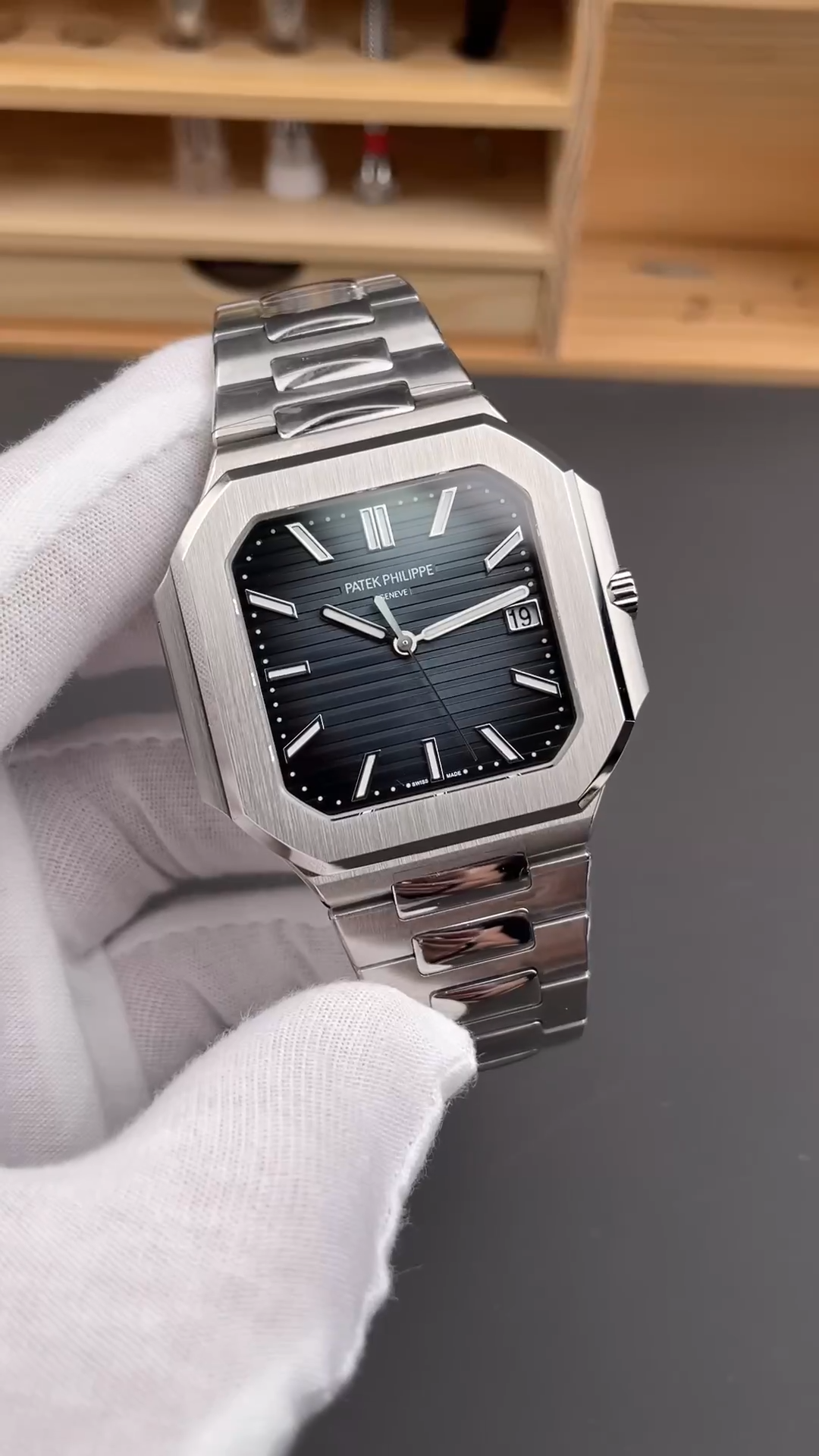 Patek Philippe Cubitus Blue Dial 40mm 7128 1G 001 Replica