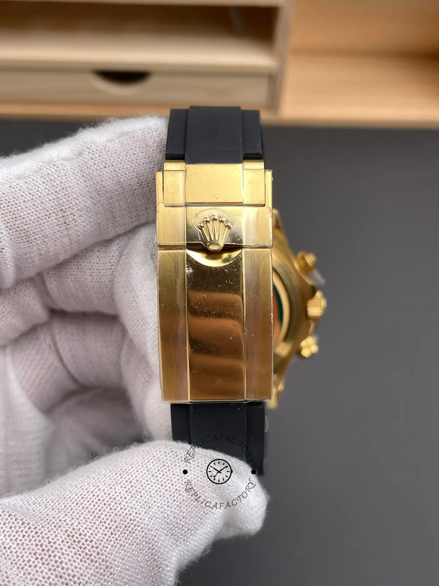 Rolex Daytona 116518LN Yellow Gold Champagne Dial 40mm Mens Replica Watch