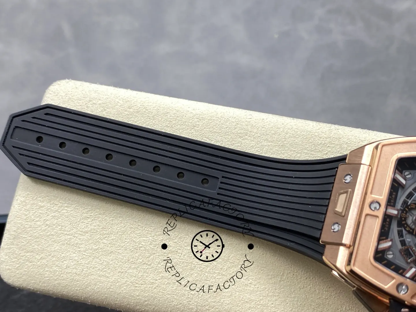 Hublot Spirit of Big Bang King 642.OX.0180.RX 42mm Mens