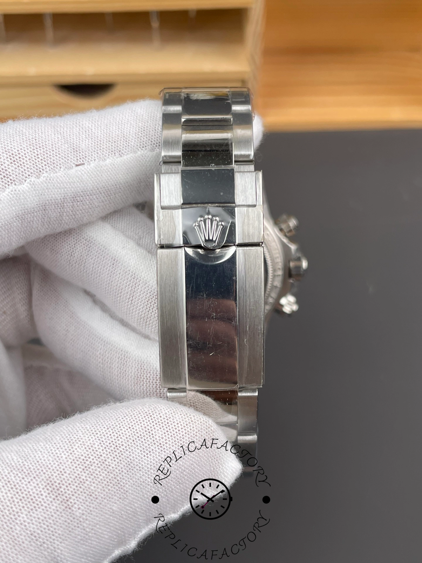 Rolex Daytona Blue Sapphire Bezel 126599TSA 40mm