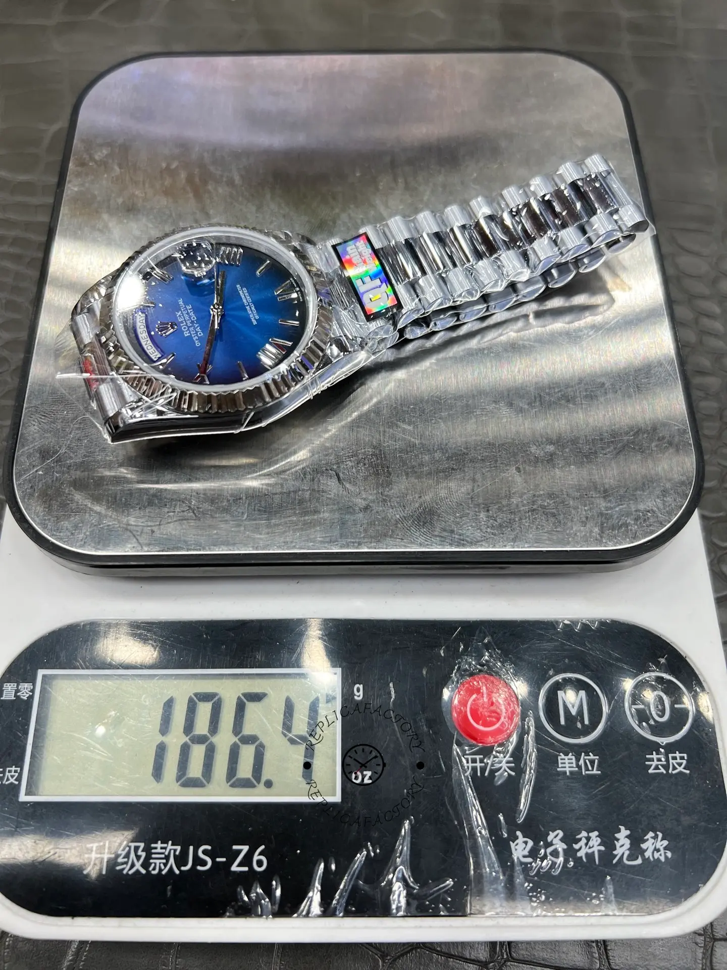Rolex Day-Date 40MM White Gold 228239-0076 Blue Ombré Dial 1:1 Clone
