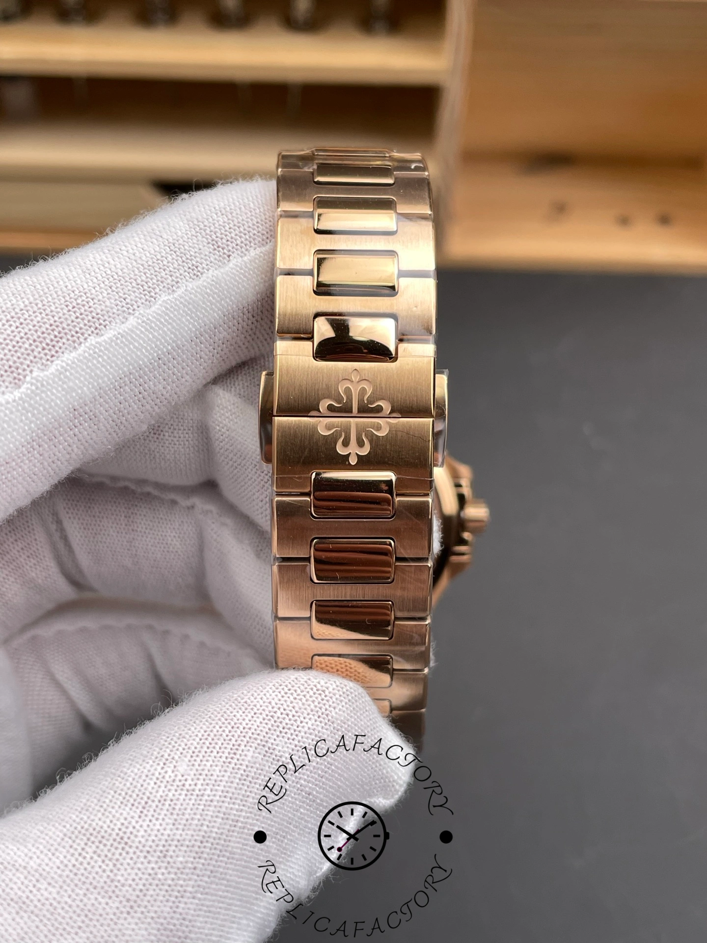 Patek Philippe Nautilus Ladies Rose Gold & Yellow Gold Silver Dial 7118 1R 001 35.2mm