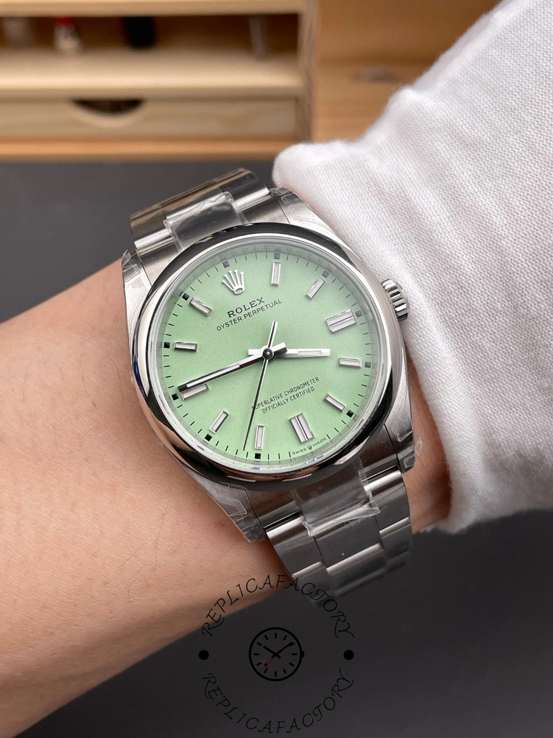 Rolex Oyster Perpetual Replica 31mm 277200-0012 Pistachio-Green Dial