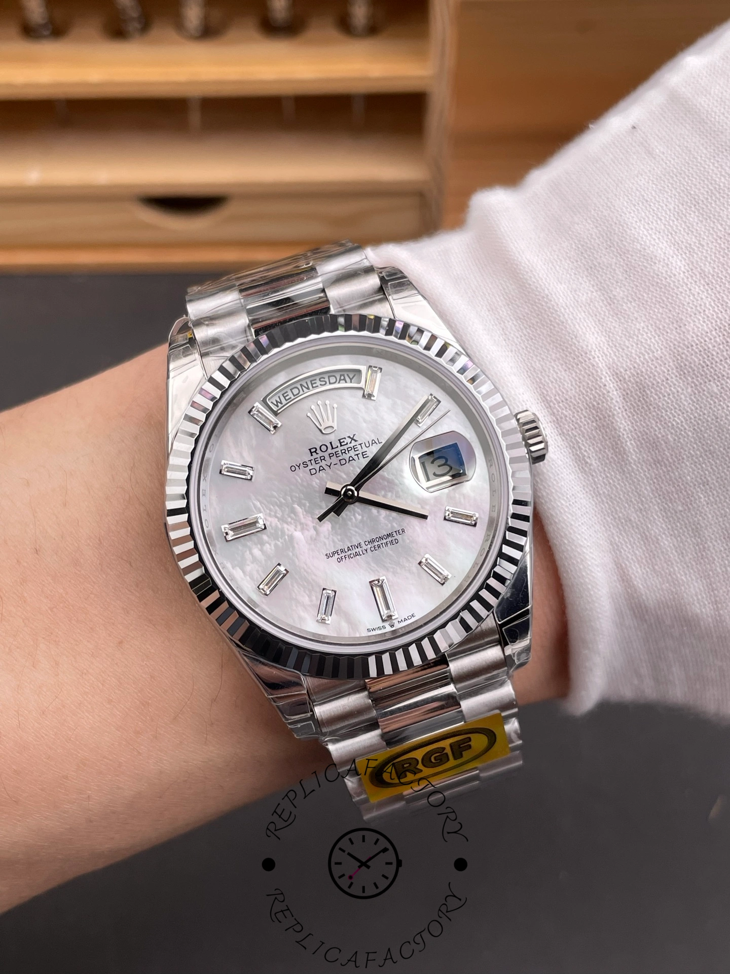 Rolex Day-Date 40 Pearl Diamond Dial M228239-0078