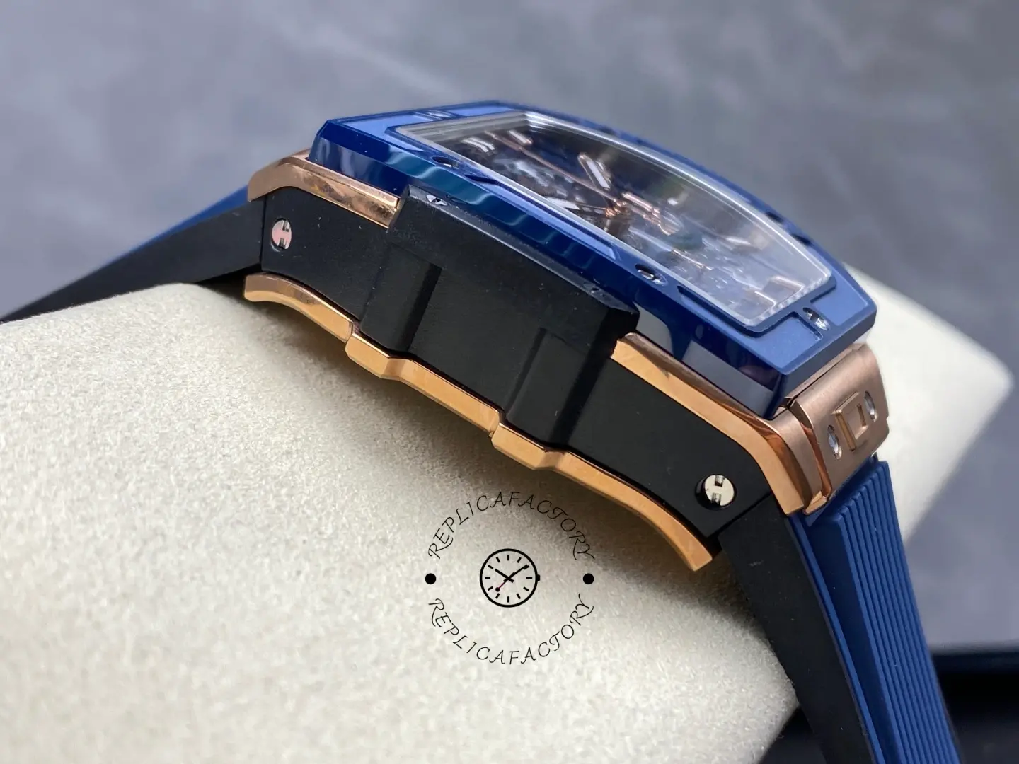 Hublot Spirit of Big Bang 642.OL.7180.RX King Gold Blue Two-Tone 1:1 Clone