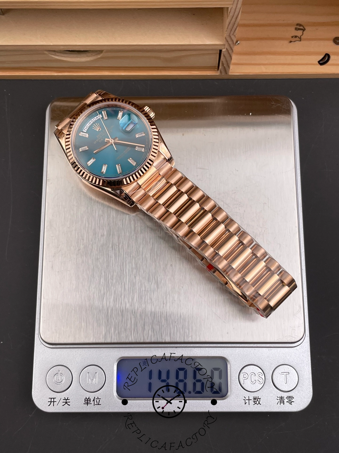 Rolex Day Date Oyster 36 mm Everose Gold Blue Green Dial M128235 0085