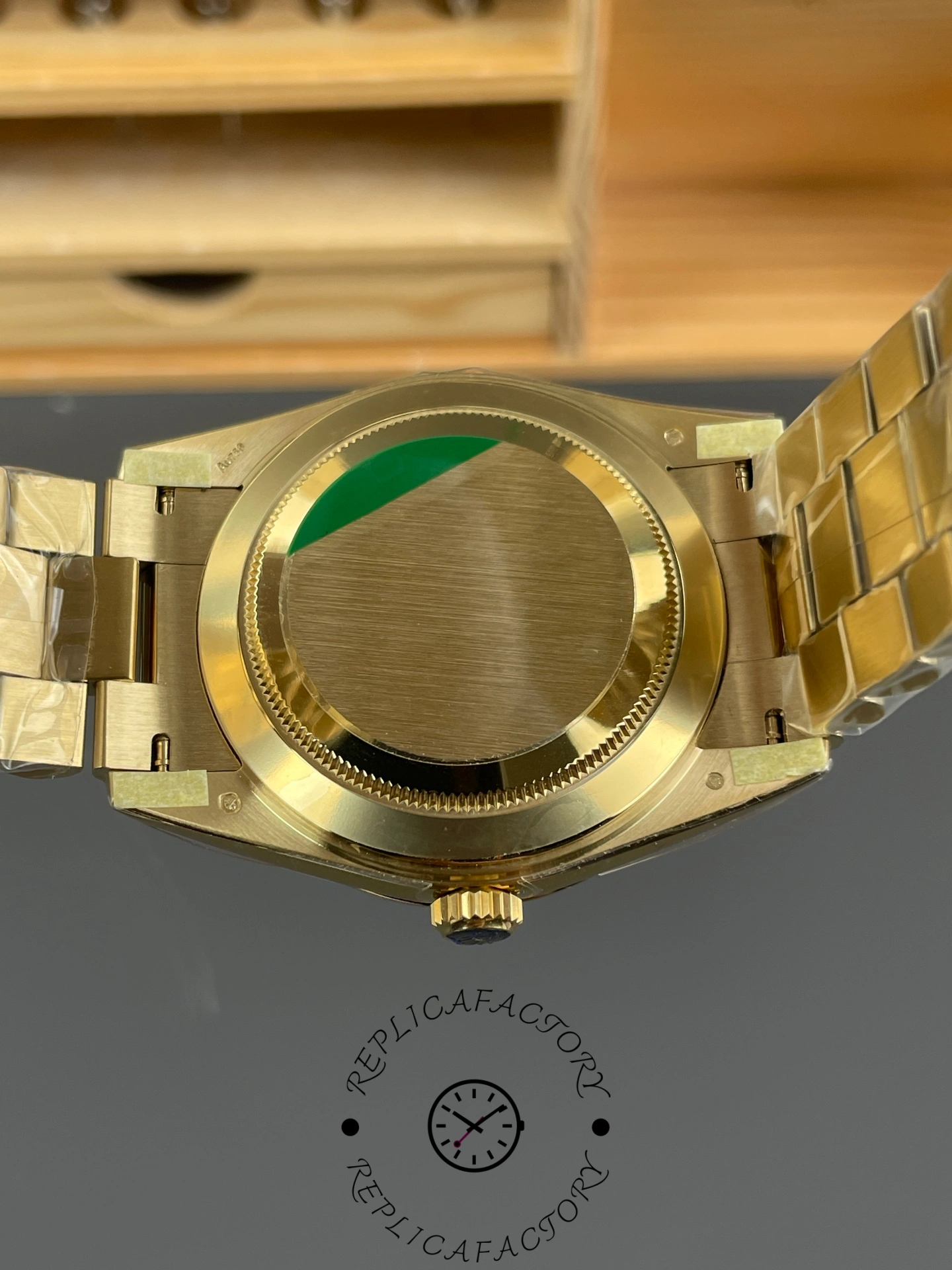 Rolex Day Date 36mm Fluted Bezel Green Ombre Dial President Bracelet m128238 0118