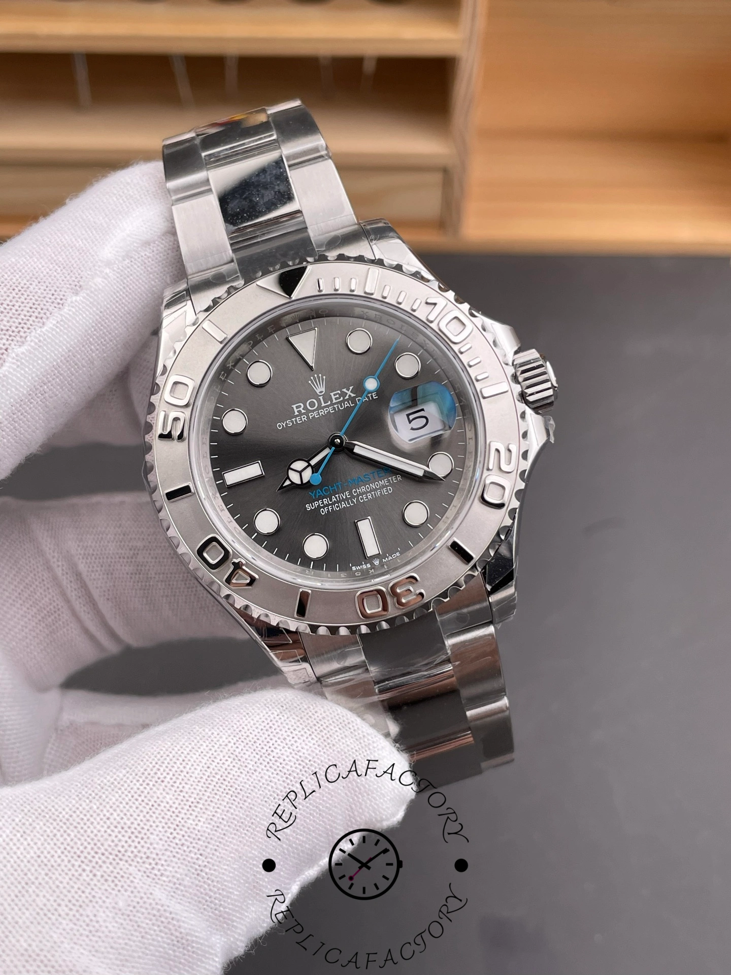 Rolex Yacht-Master 126622-0001 Platinum Bezel Dark Rhodium Grey Dial 40MM Mens Replica Watch