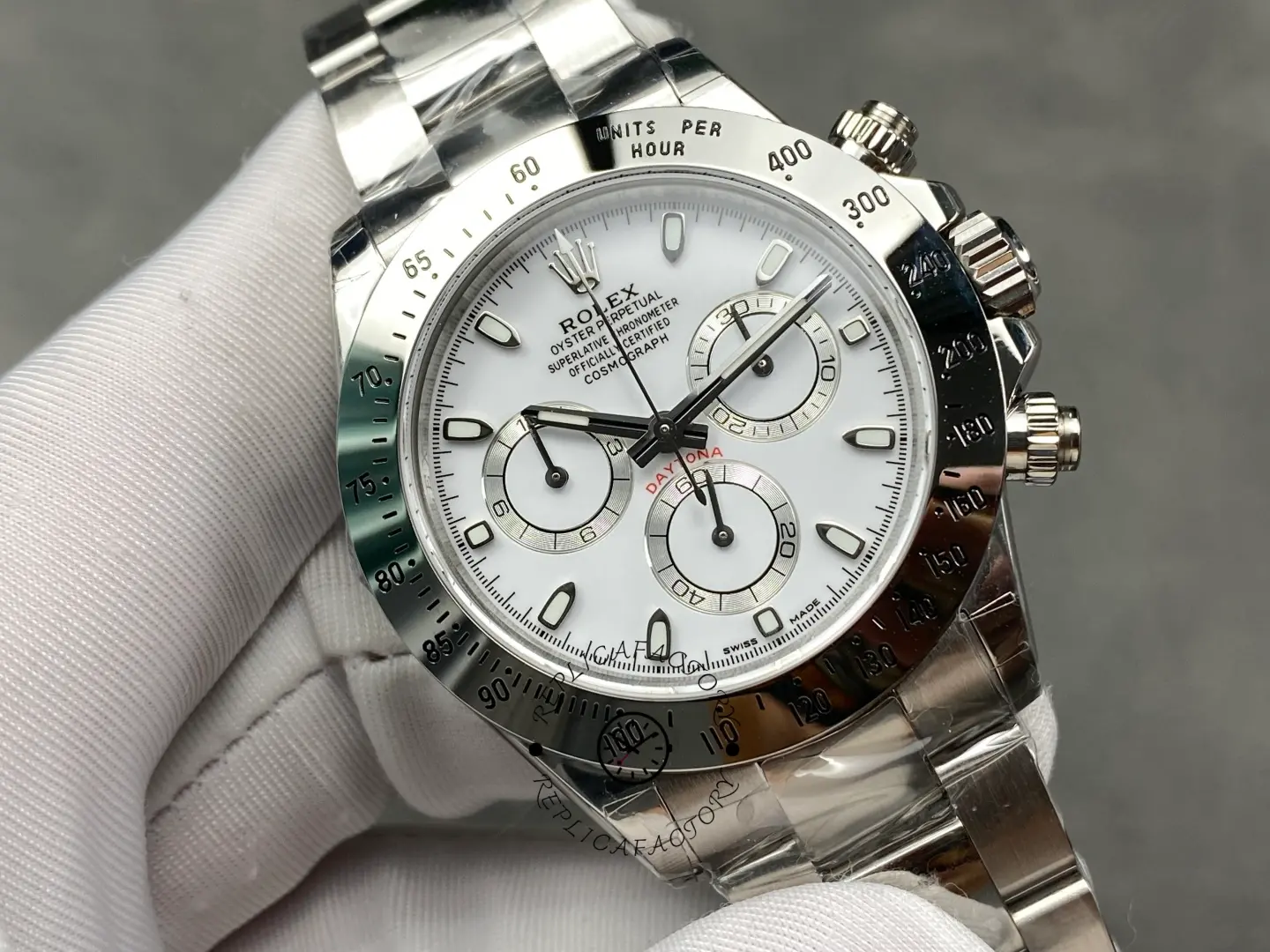 Rolex Daytona 116520 Stainless Steel Case White Dial 40MM Mens Replica Watch