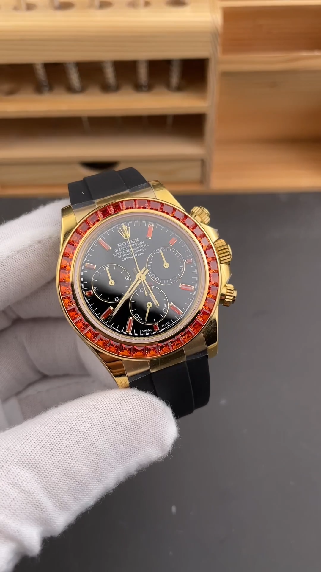 Rolex Daytona Orange Sapphire Bezel 116588SACO