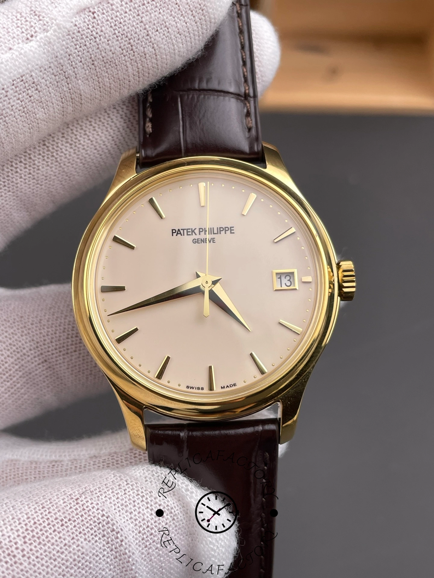 Patek Philippe Calatrava 5227J 001 Men's Replica