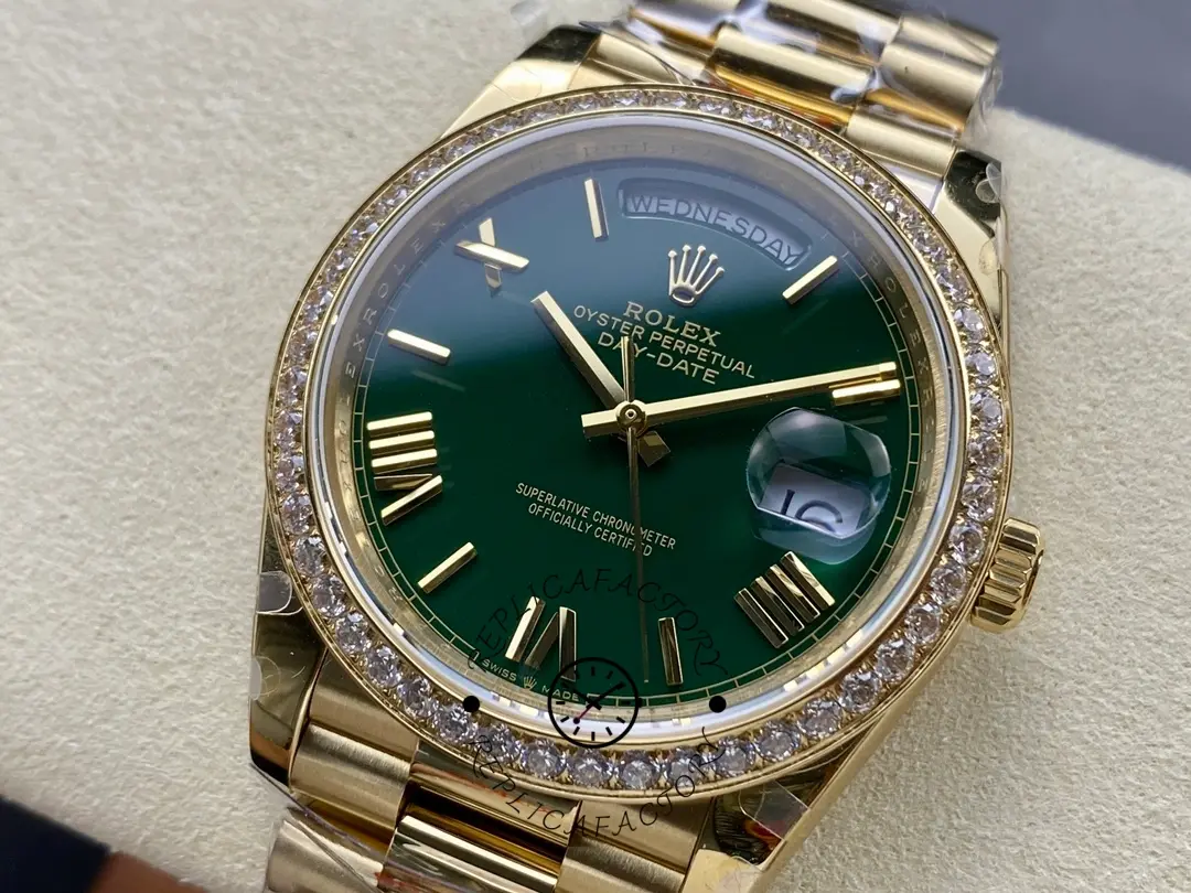 Rolex Day Date 40 18K Yellow Gold Green Dial Diamond Bezel M228348RBR 0040 Men's Watch