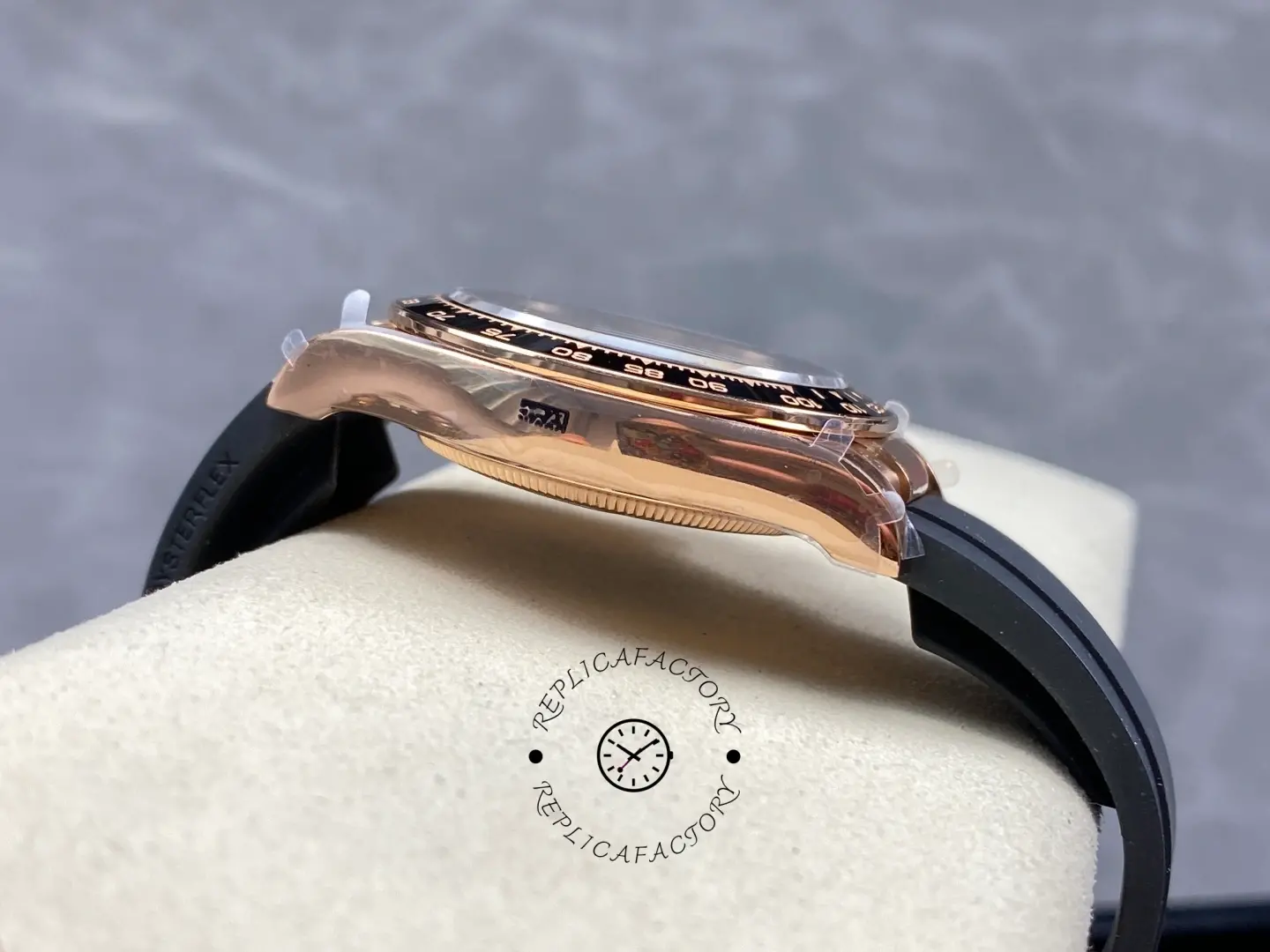 Replica Rolex Daytona Everose Rubber 116515 Chocolate