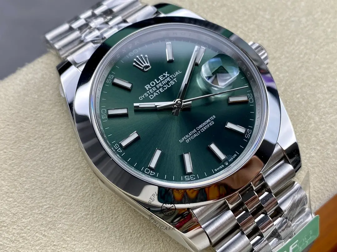 Rolex DateJust 41mm m126300 0020 Oystersteel Jubilee Mint Green Dial