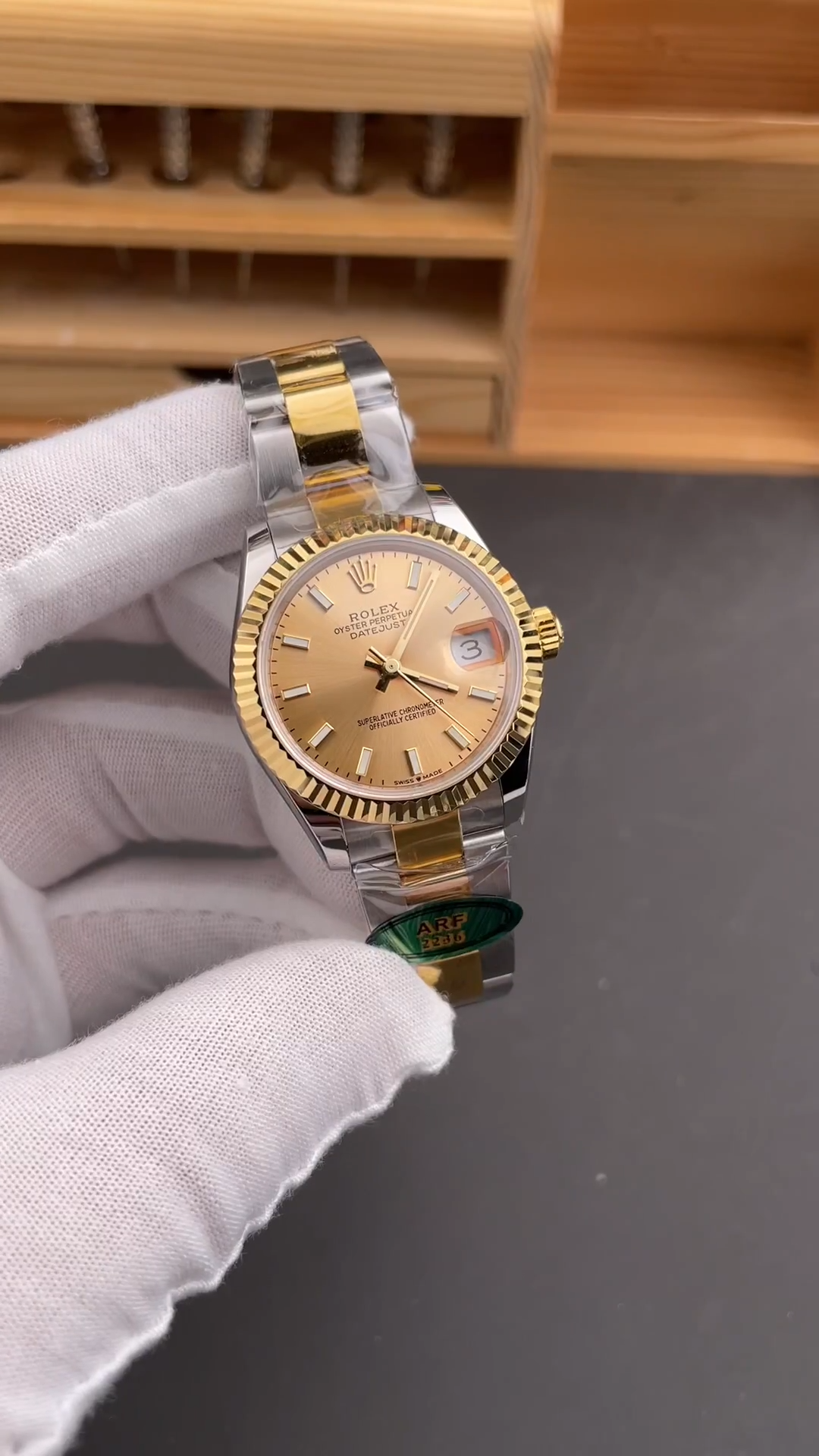 Rolex Lady-Datejust 28 Two-Tone Fluted 279173-0002