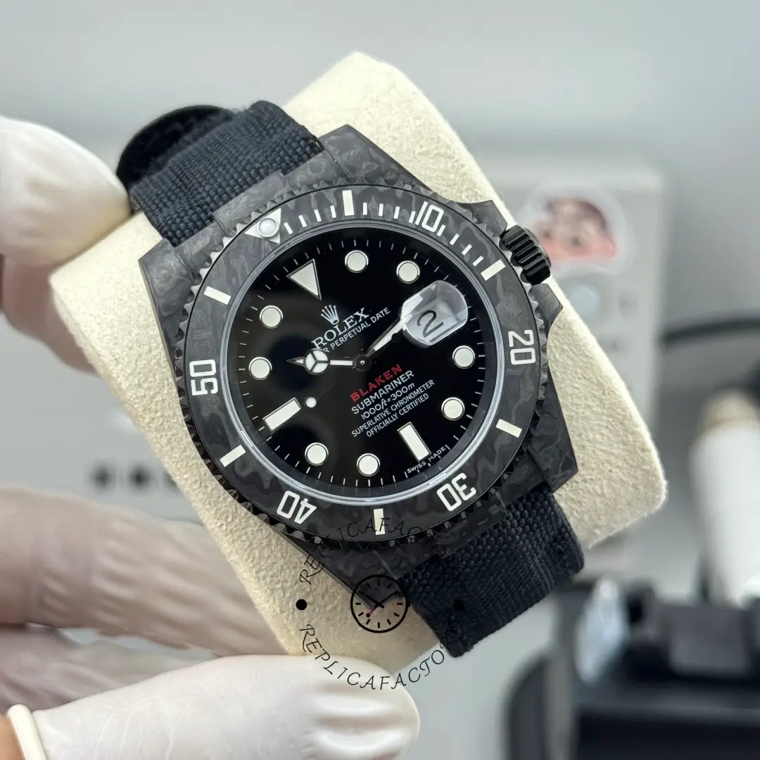 Rolex Submariner 116610 Replica Carbon Fiber Black Nylon Strap 40MM