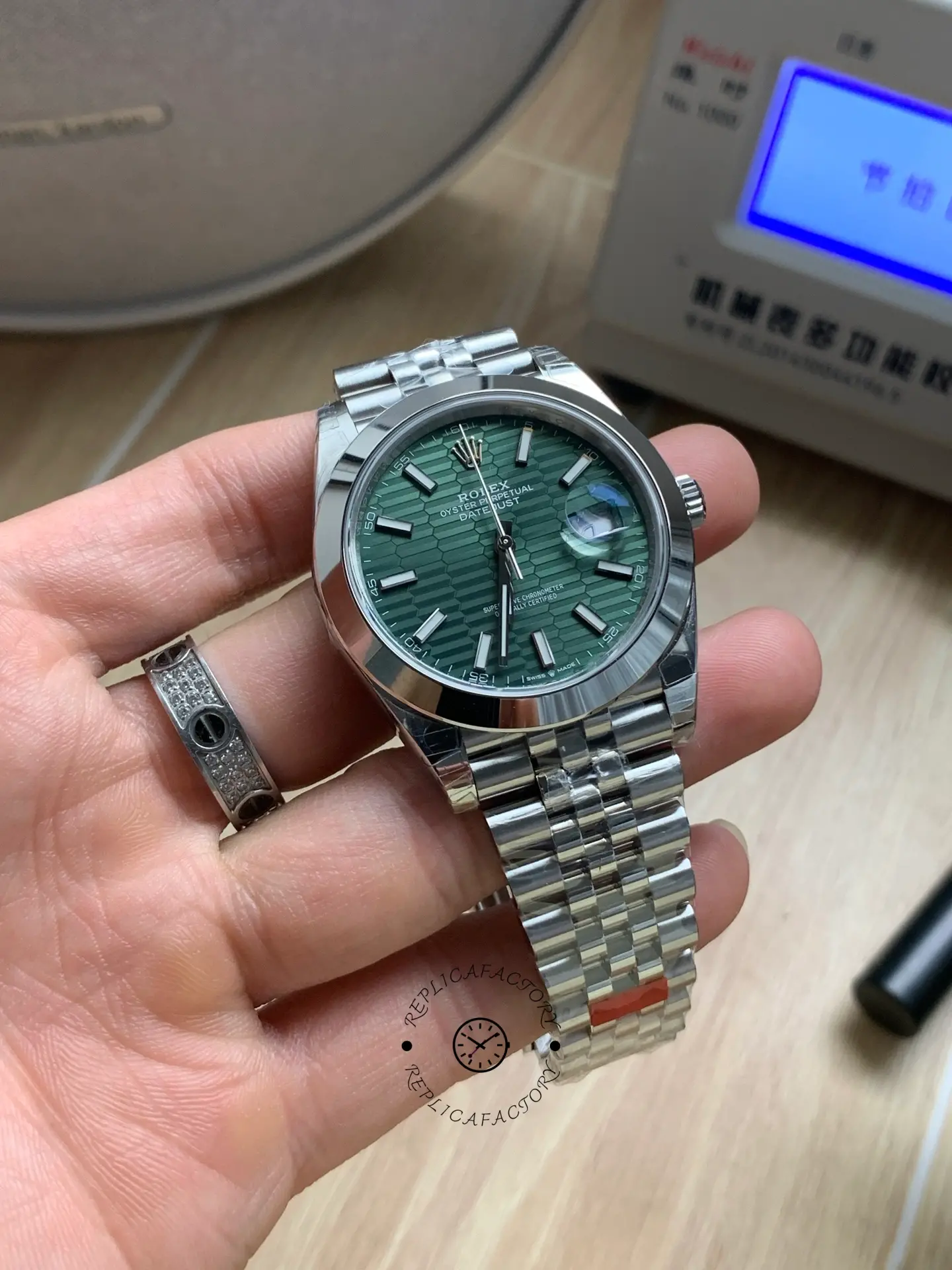 Rolex Datejust 41 Mint Green Dial with Smooth Bezel 126300 Men's Watch