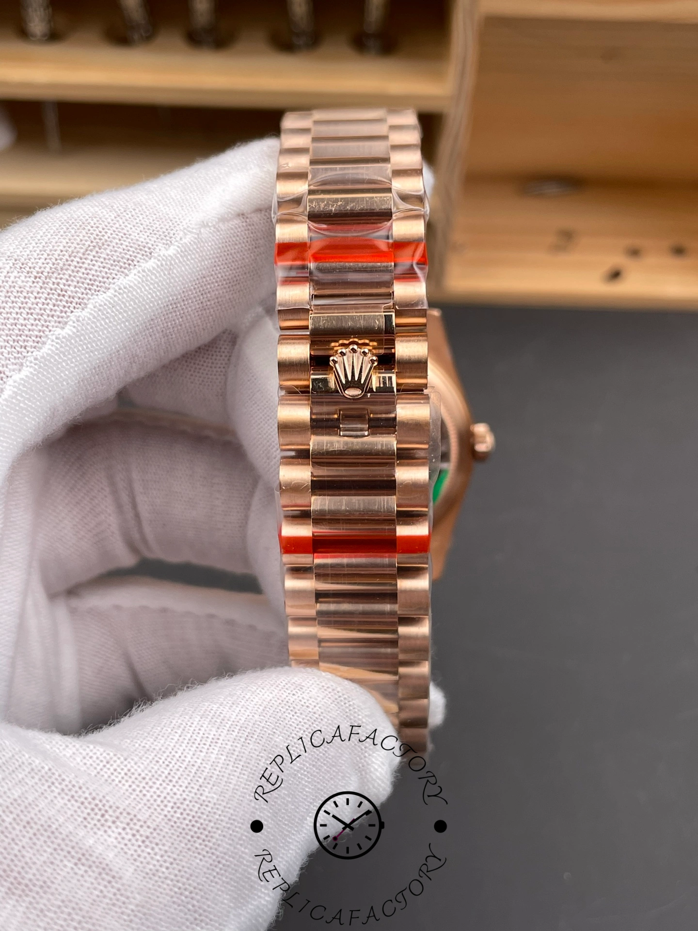 Rolex Day Date Oyster 36 mm Everose Gold Blue Green Dial M128235 0085