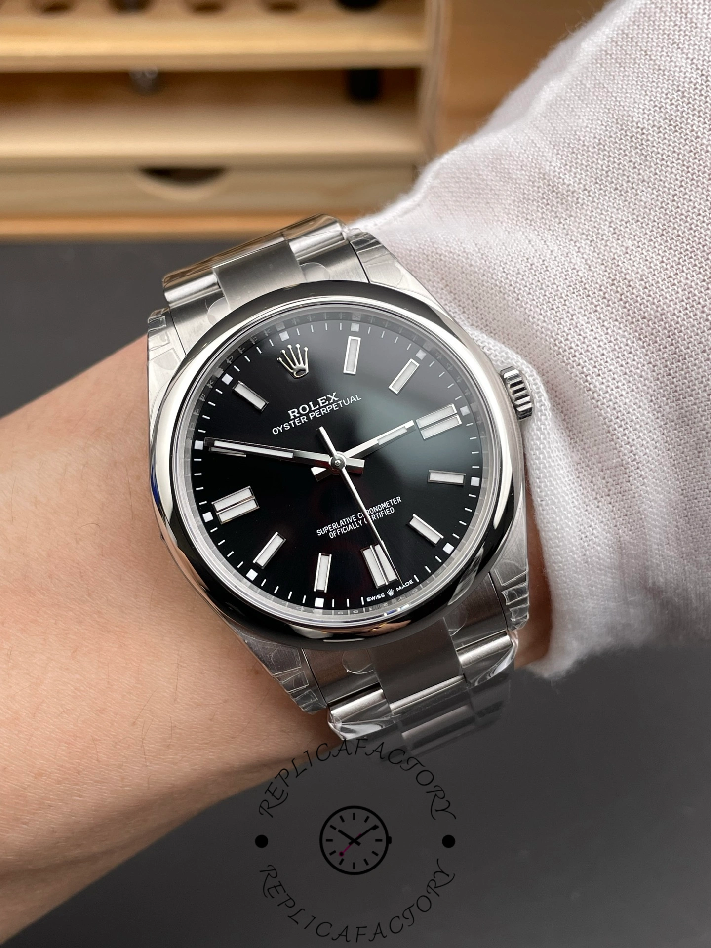 Rolex Oyster Perpetual 41 Oystersteel M134300-0008