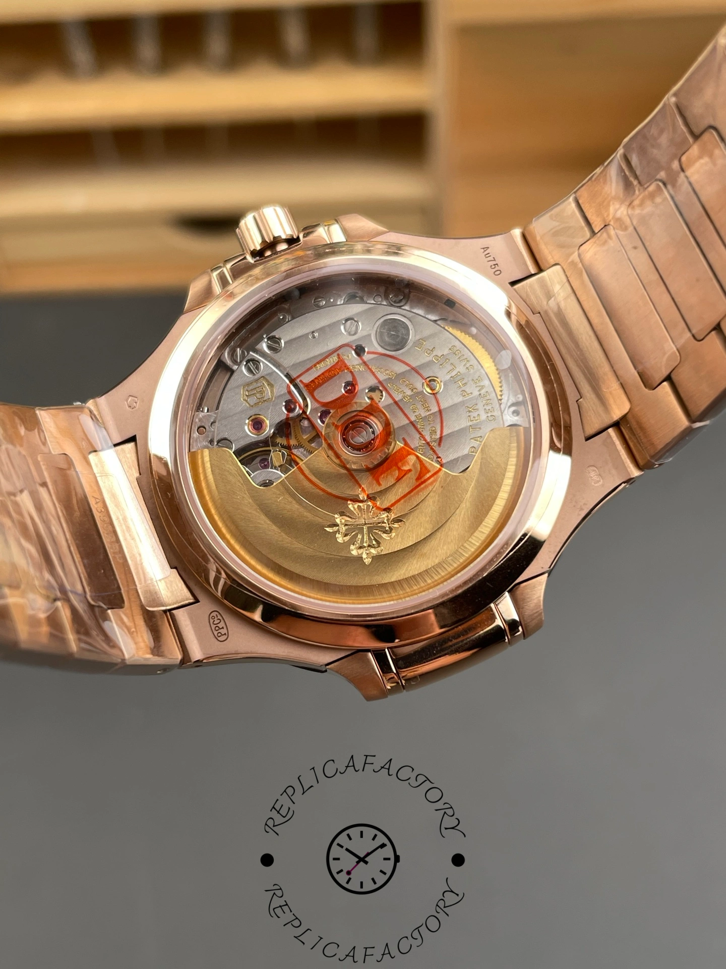 Replica Patek Philippe Nautilus 7118 1200R 001 Watch