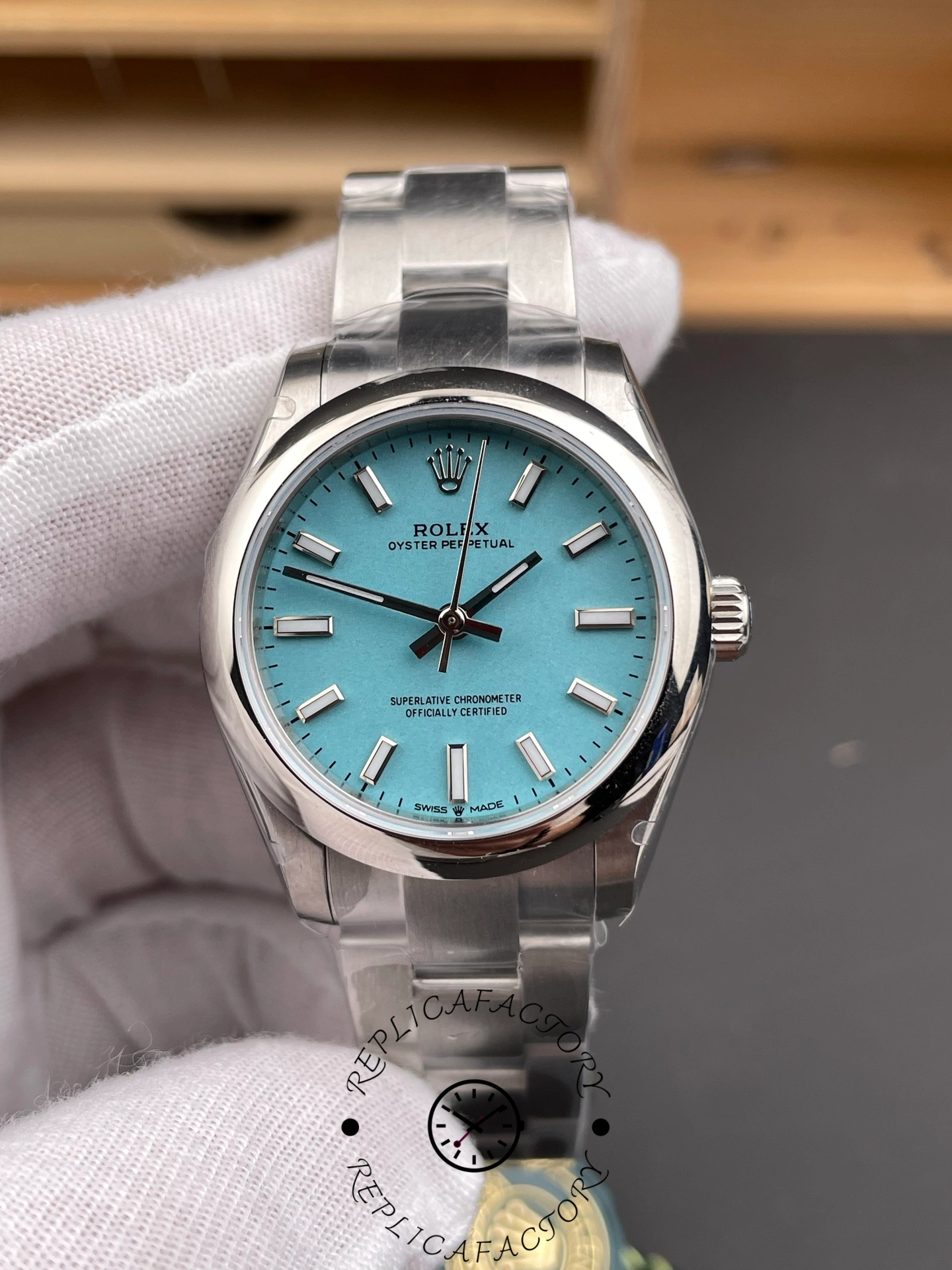 Rolex Oyster Perpetual 31 Turquoise Blue Dial 277200 0007 Women's Watch