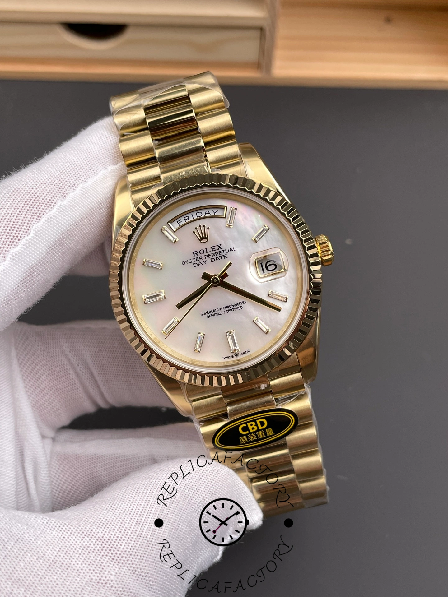 Rolex Day Date Oyster 40 mm Yellow Gold President Mother of Pearl Diamond Dial M228238 0071
