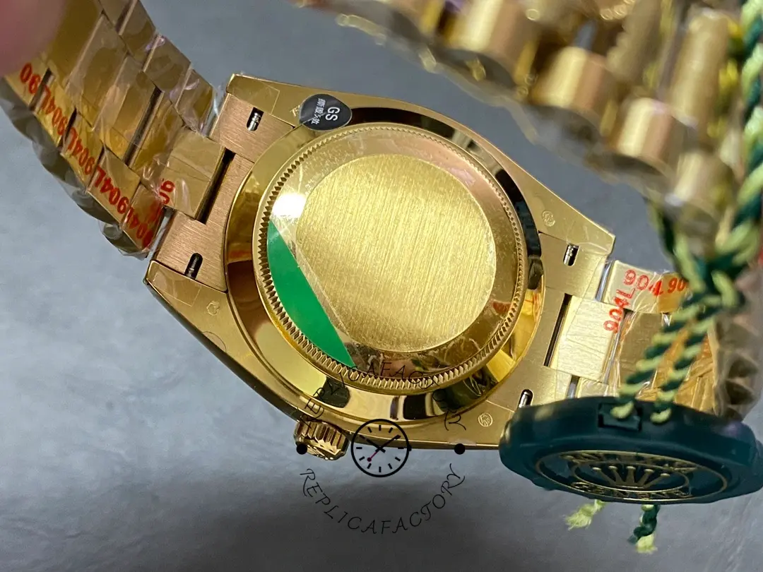 Rolex Day-Date 40 18K Yellow Gold Diamond Paved Dial Diamond m228348rbr 0037