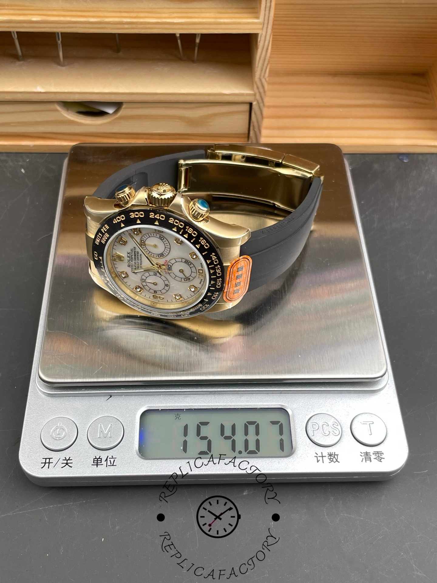 Rolex Daytona 116518LN Rubber Strap MOP Diamond Dial 40mm Mens Replica Watch