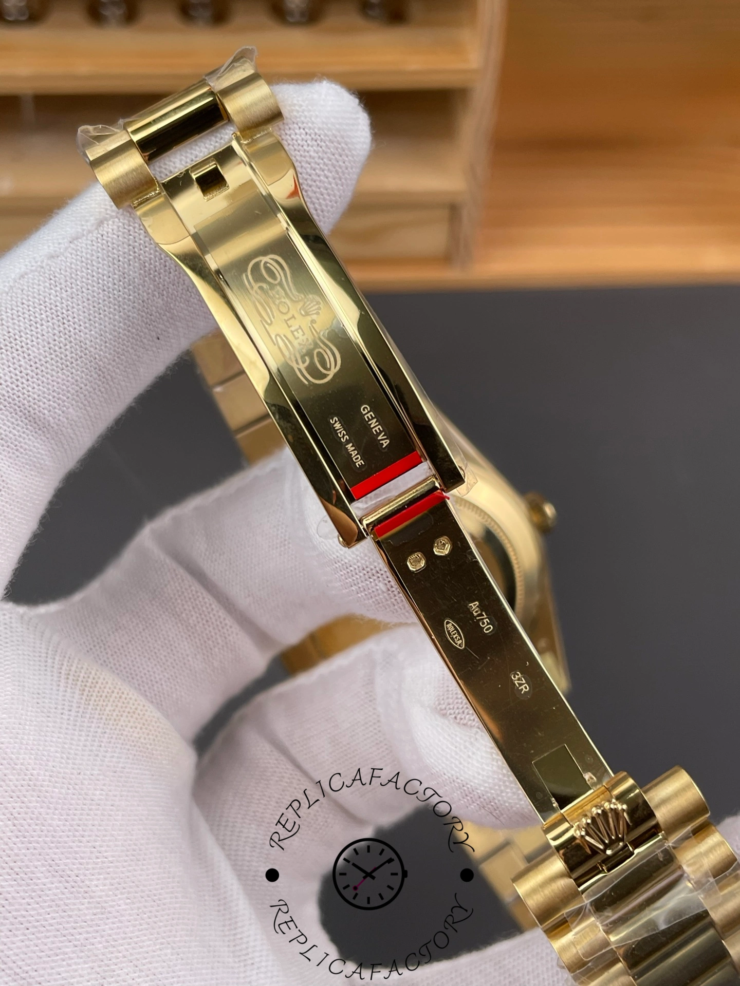 Rolex Day Date 36 Champagne Dial Yellow Gold Bracelet 128238 0132