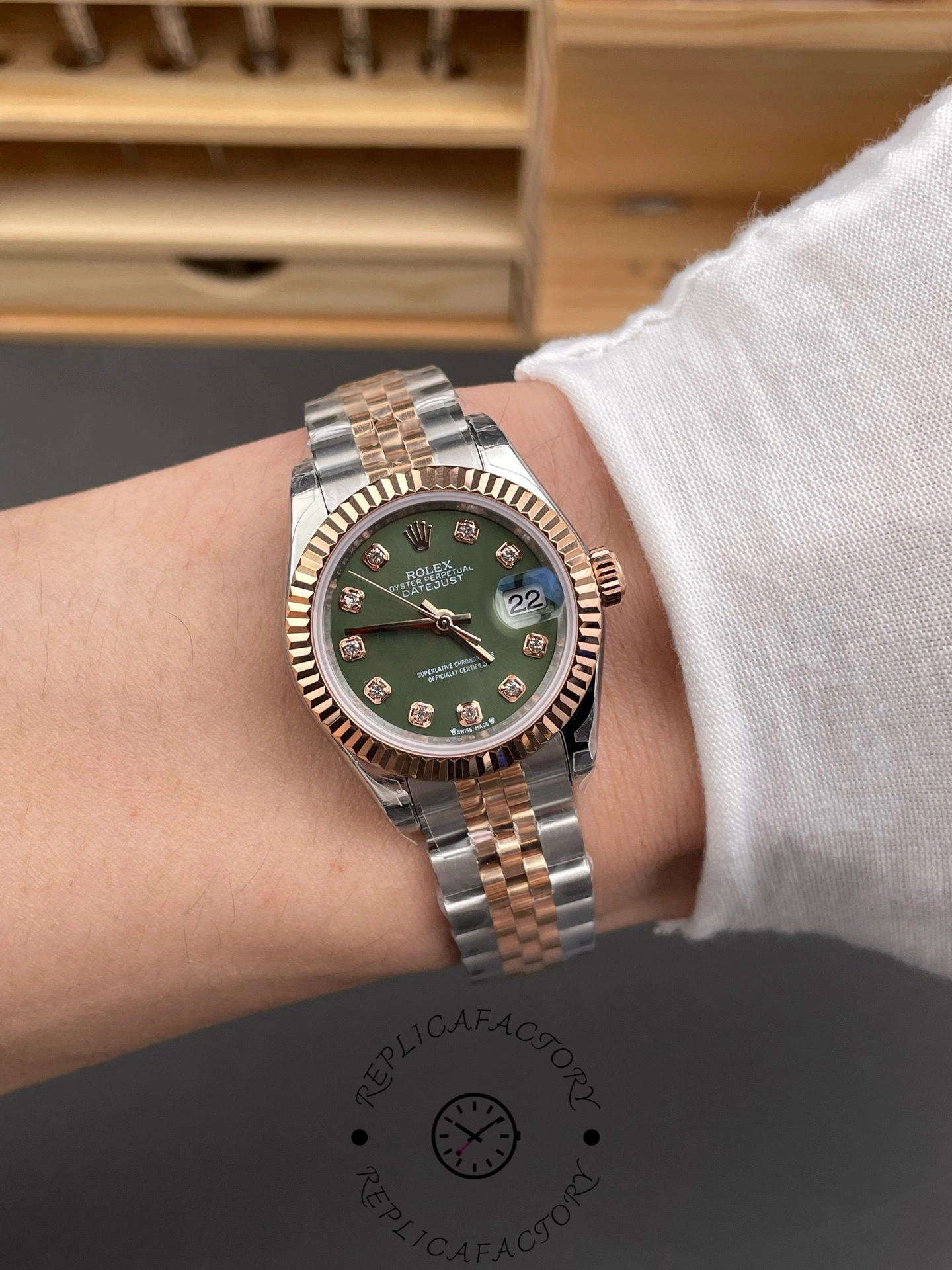 Rolex Datejust 279171 0007 28 Olive Green Diamond-Set Jubilee Ladies Watch