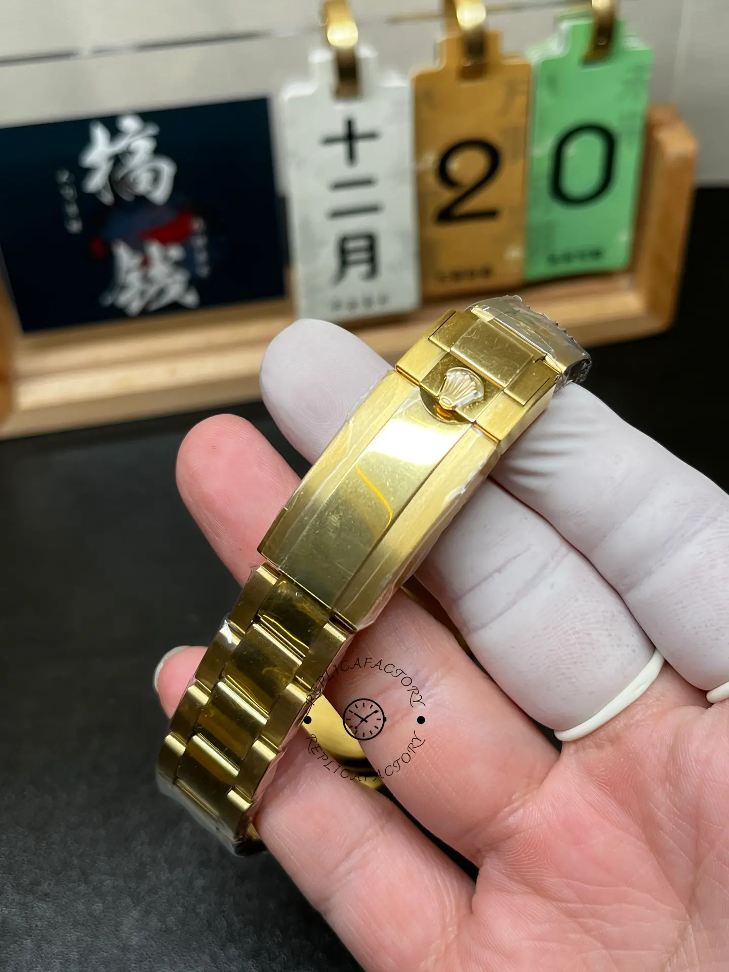 Rolex Daytona 126508 0006 Yellow Gold on Bracelet 1:1 Replica Watch