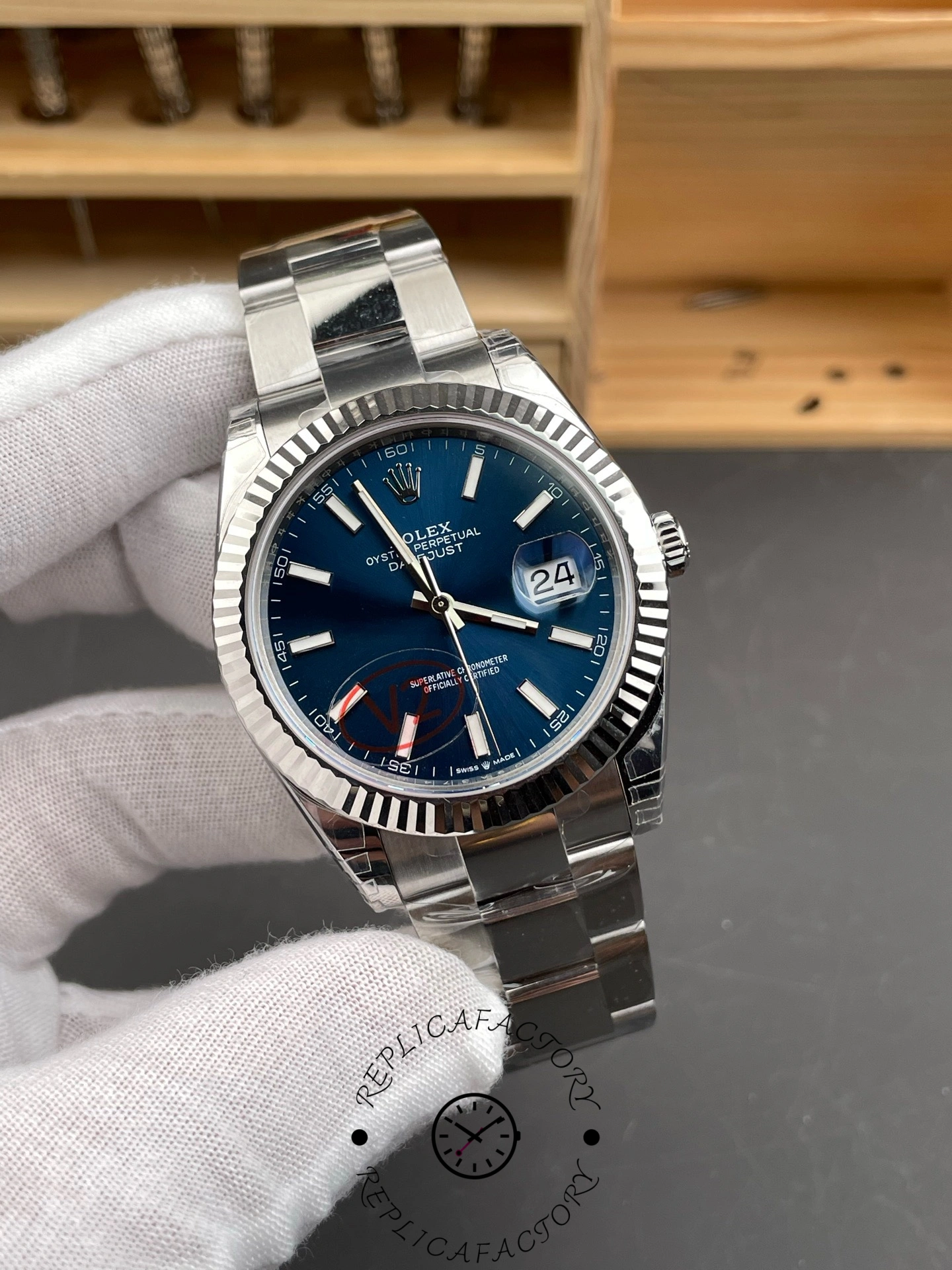 Rolex Datejust 126334 0001 Fluted Bezel Blue Dial 41MM Mens Replica Watch