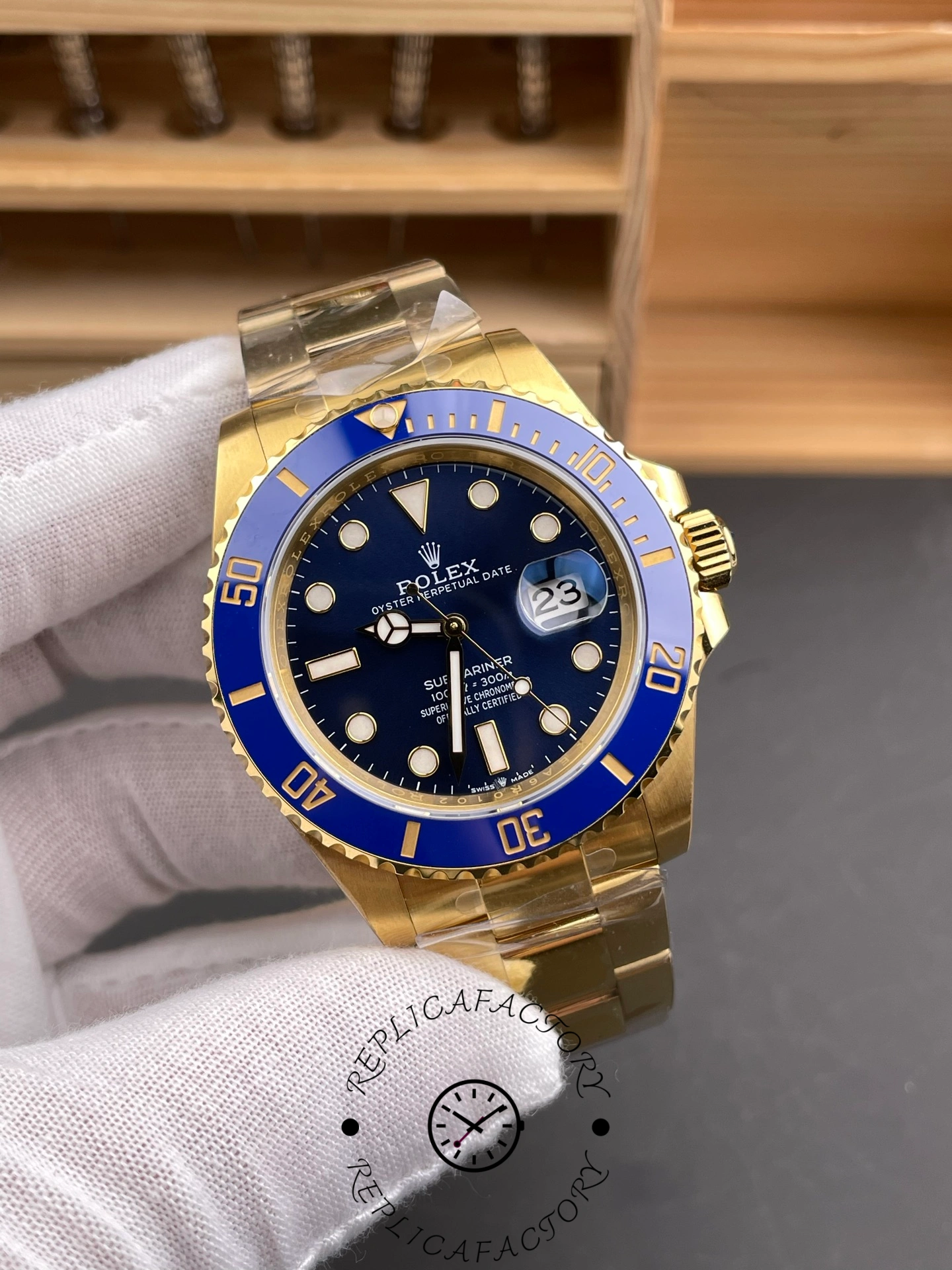 Rolex Submariner 126618LB Yellow Gold Blue Dial 41mm Mens Replica Watch