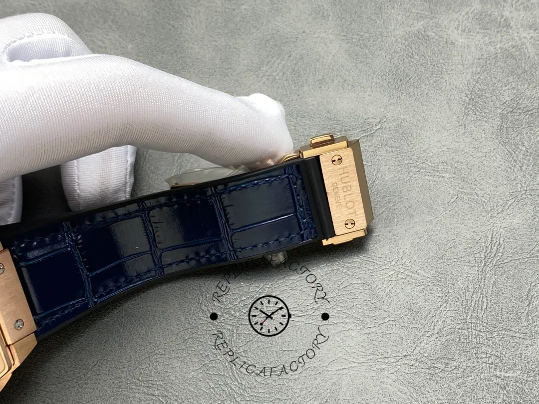 Hublot Spirit of Big Bang Chronograph King Gold Blue Leather Men's Watch 601.OX.7180.LR