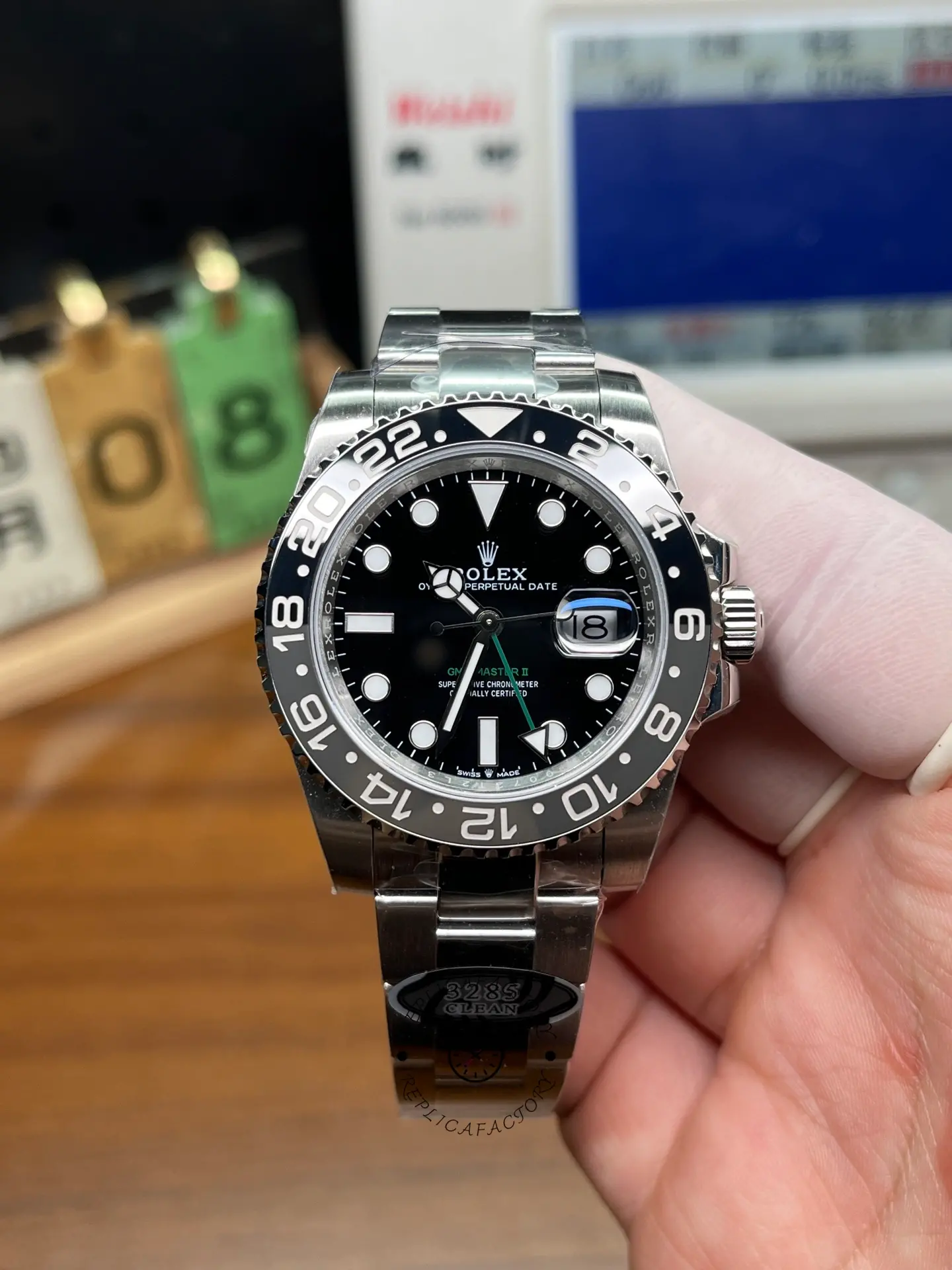 Rolex GMT Master II Oystersteel M126710GRNR 0004 Automatic 40mm