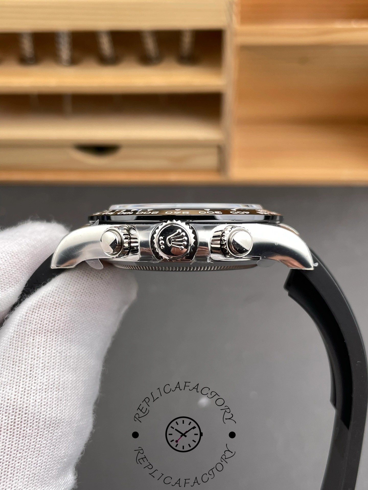 Rolex Daytona 116519 White Gold Automatic Black Dial Diamonds 40mm Mens Replica Watch