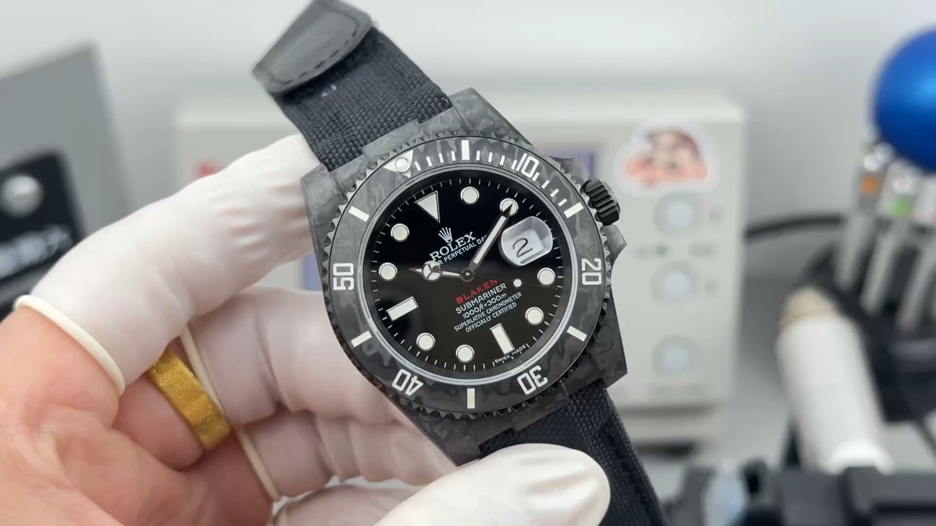 Rolex Submariner 116610 Replica Carbon Fiber Black Nylon Strap 40MM