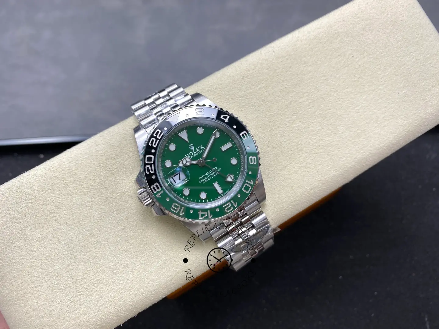 Rolex GMT Master II Green Dial M126729VTNR 0002 1:1 Clone Jubilee Bracelet Watch
