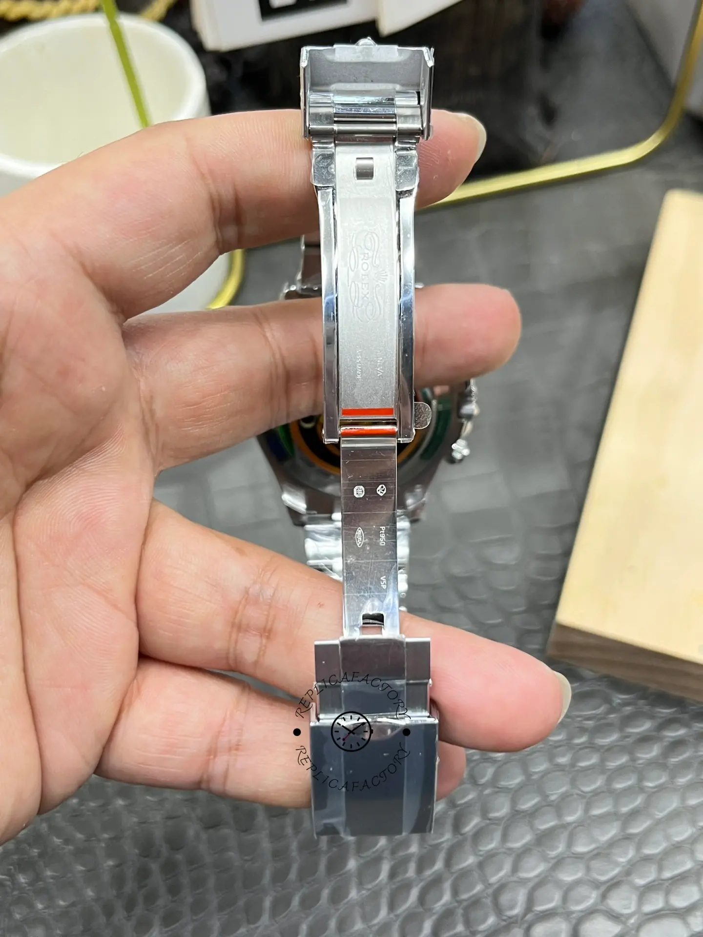 Rolex Daytona Arabic 116506 Replica