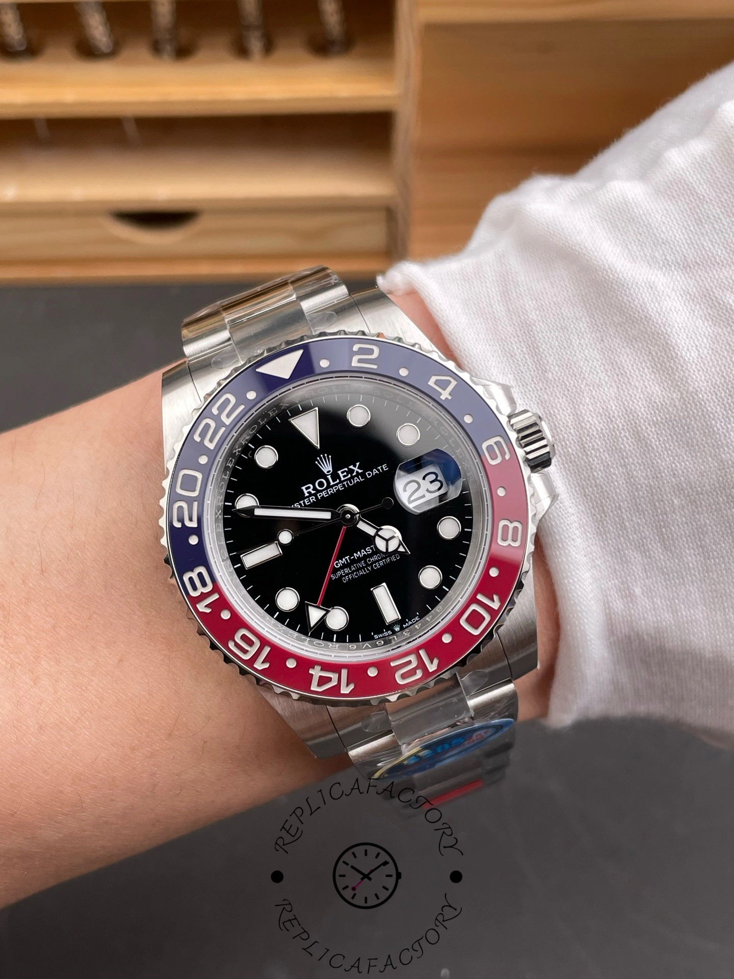 Rolex GMT-Master II 126710BLRO 0002